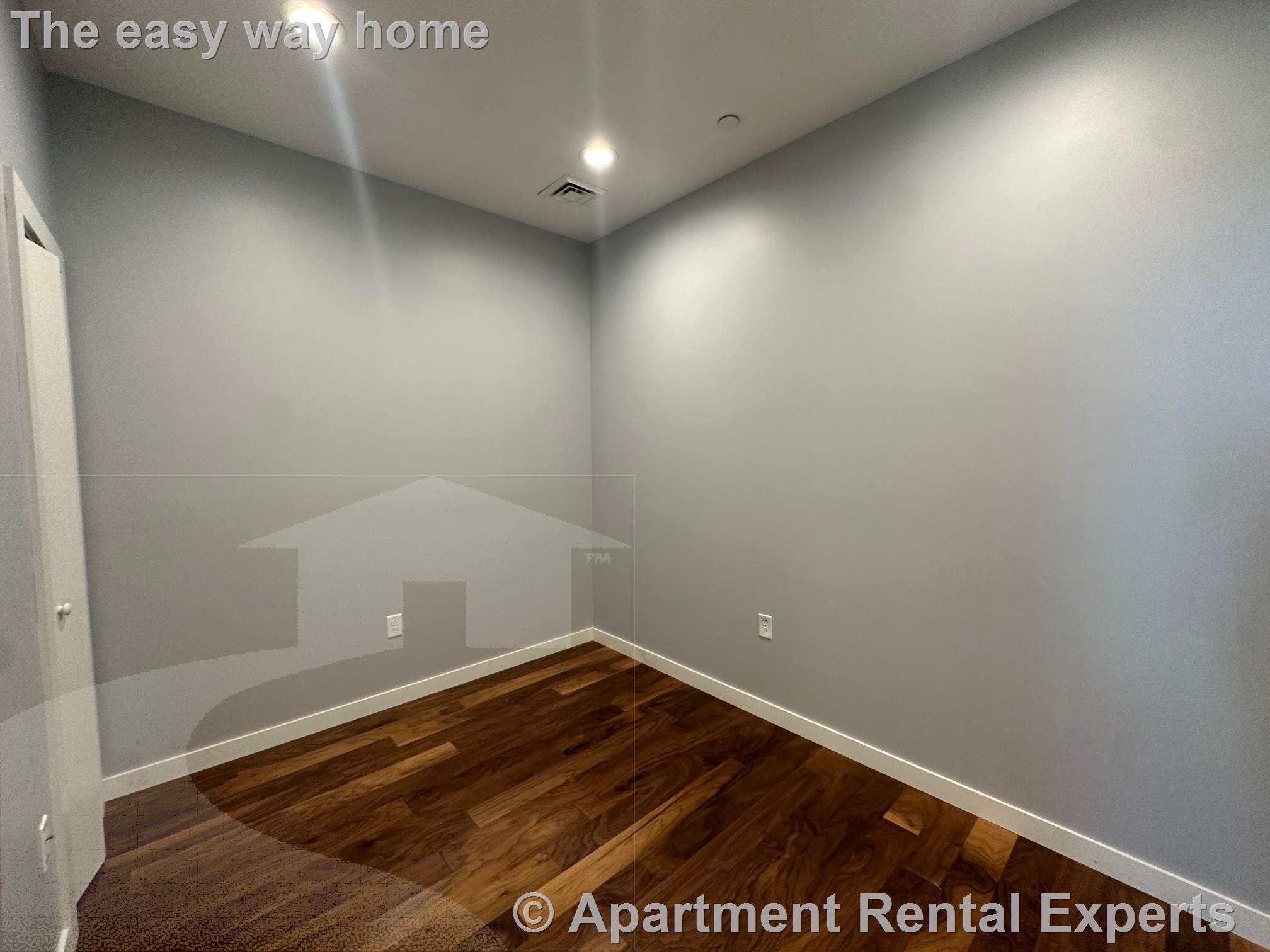 45 First Ave, Charlestown