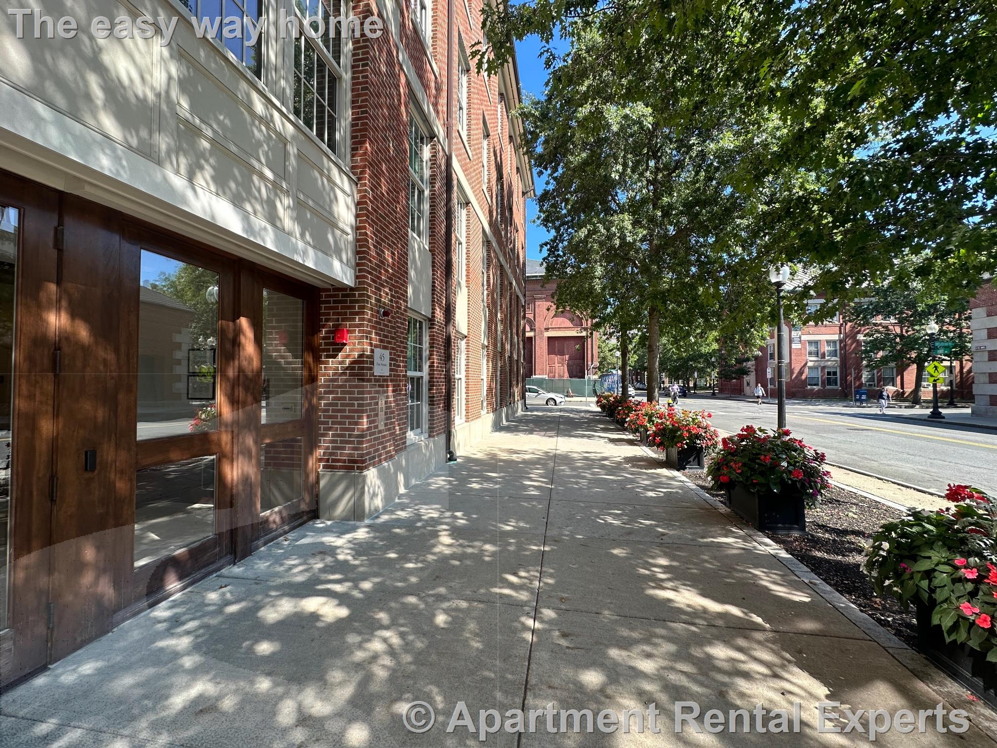 45 First Ave, Charlestown