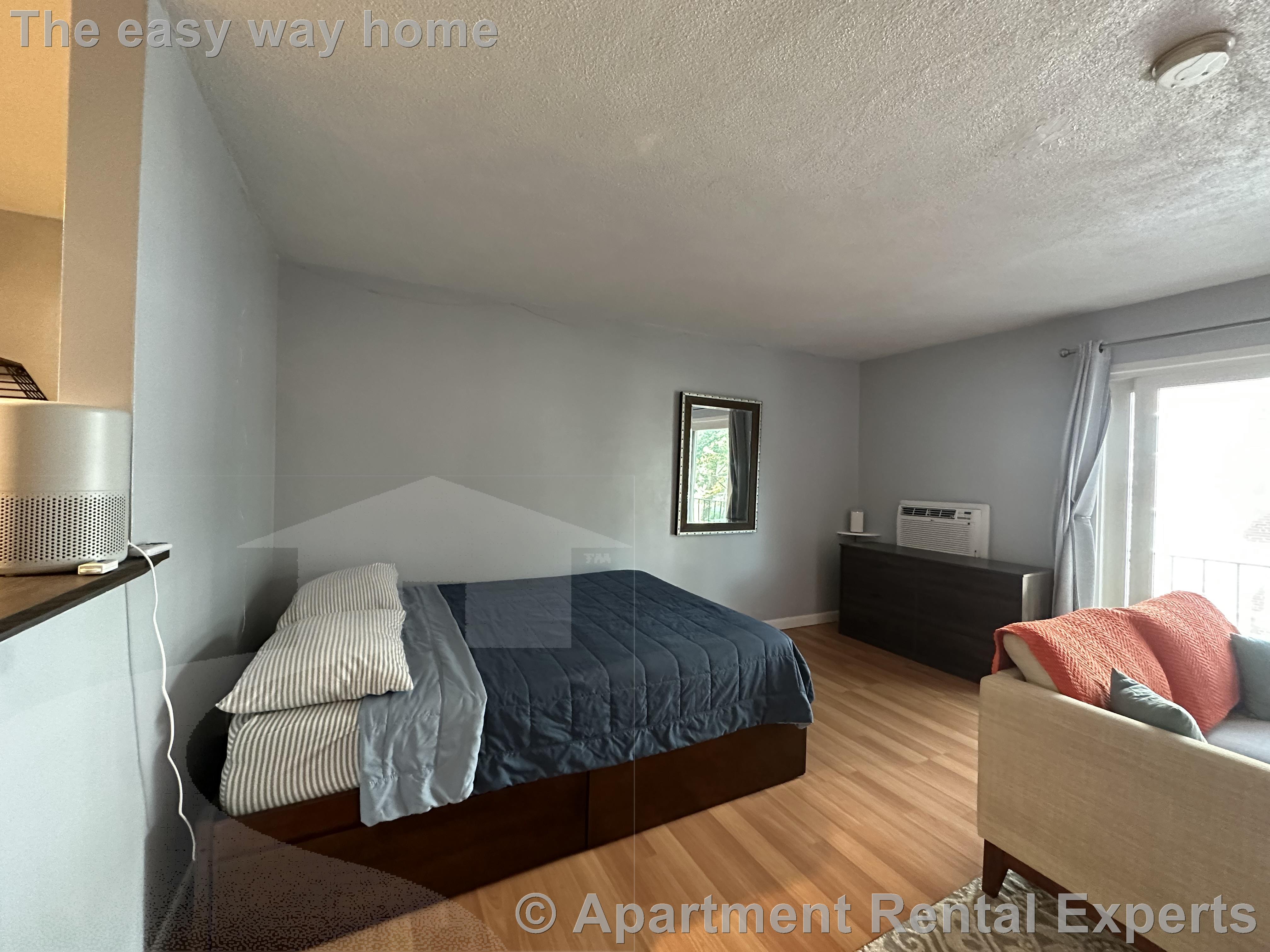 180 Mountain Ave, Malden Center