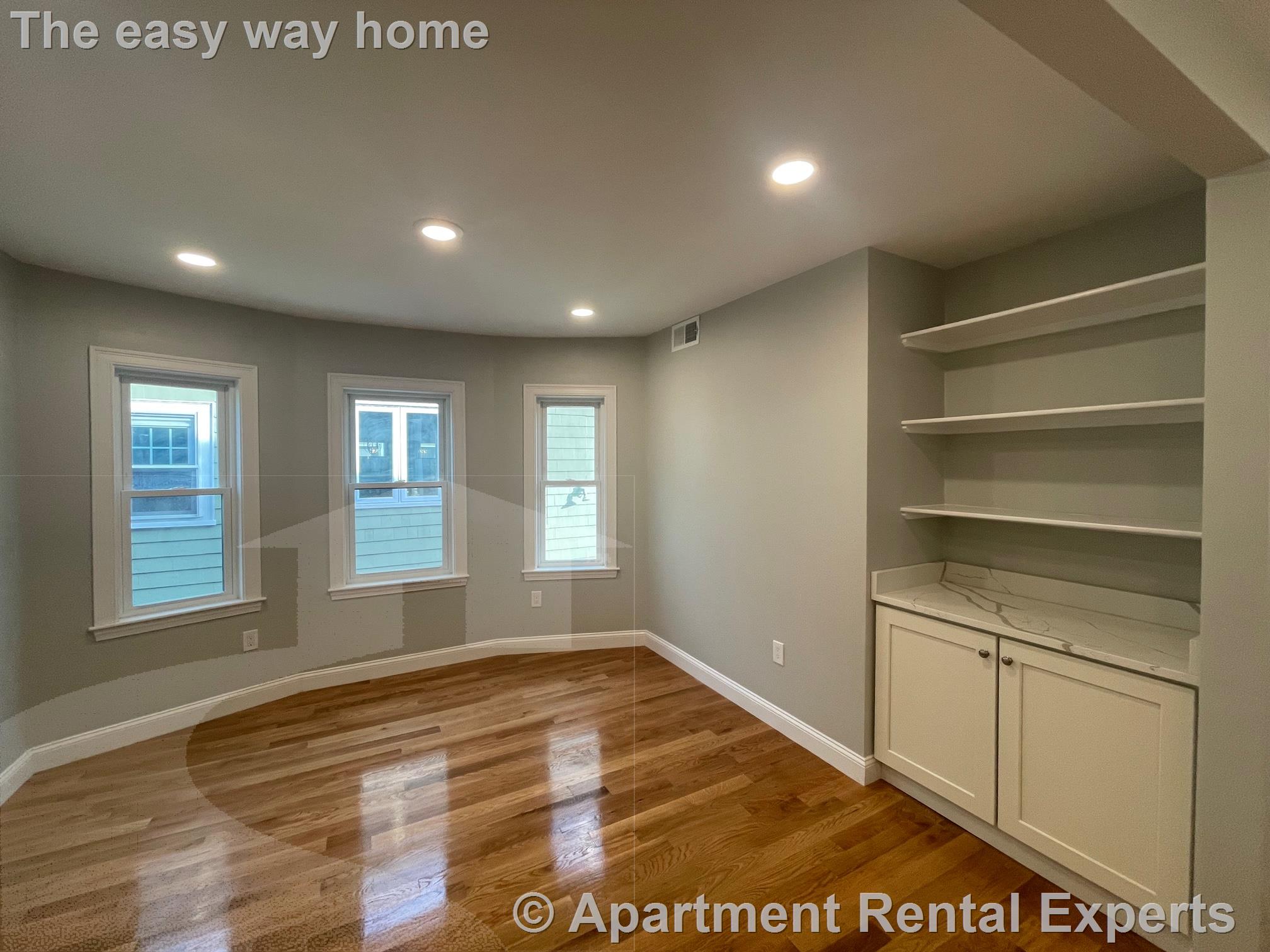 22 Glendale Ave, Davis Square