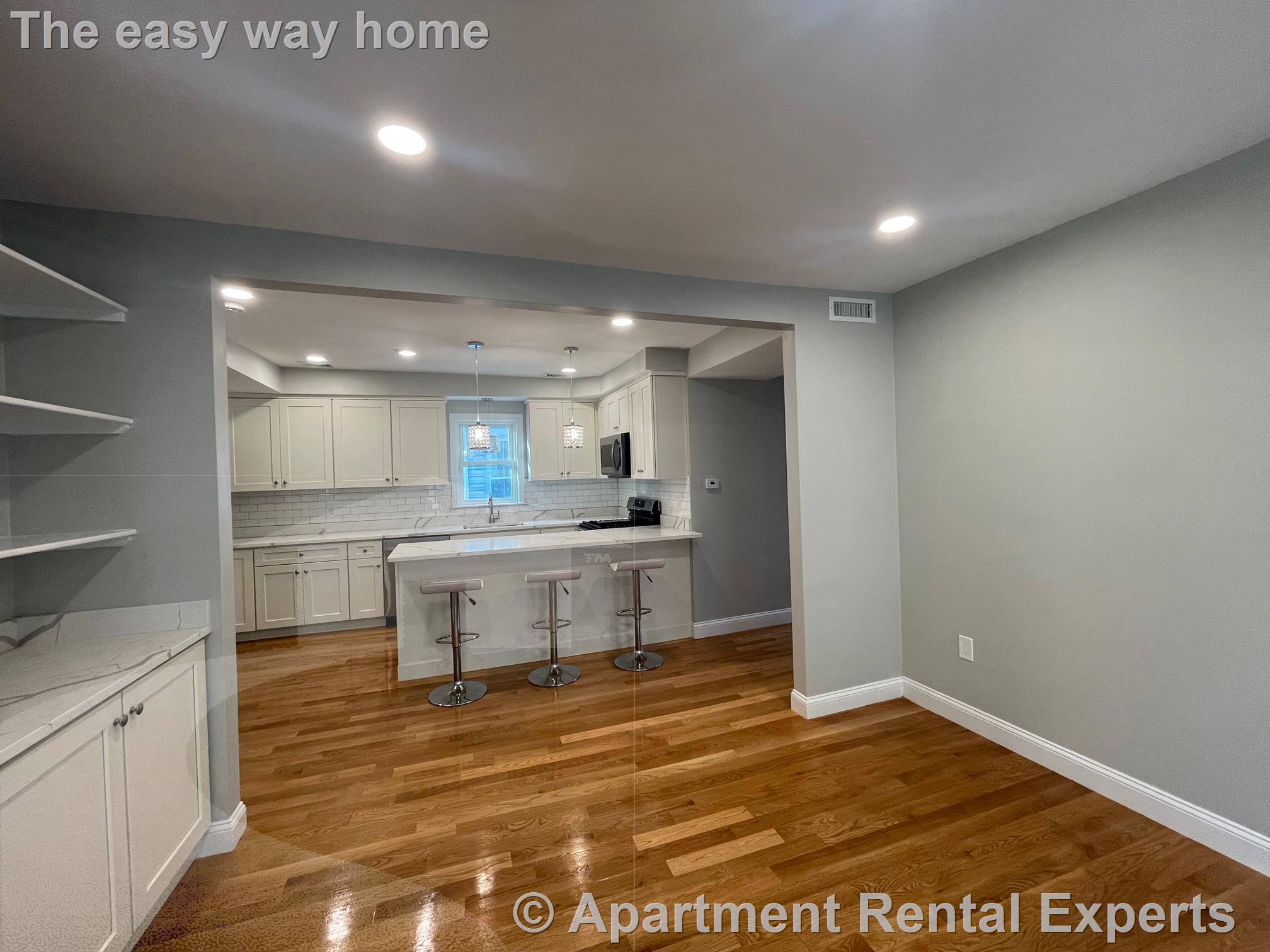 22 Glendale Ave, Davis Square