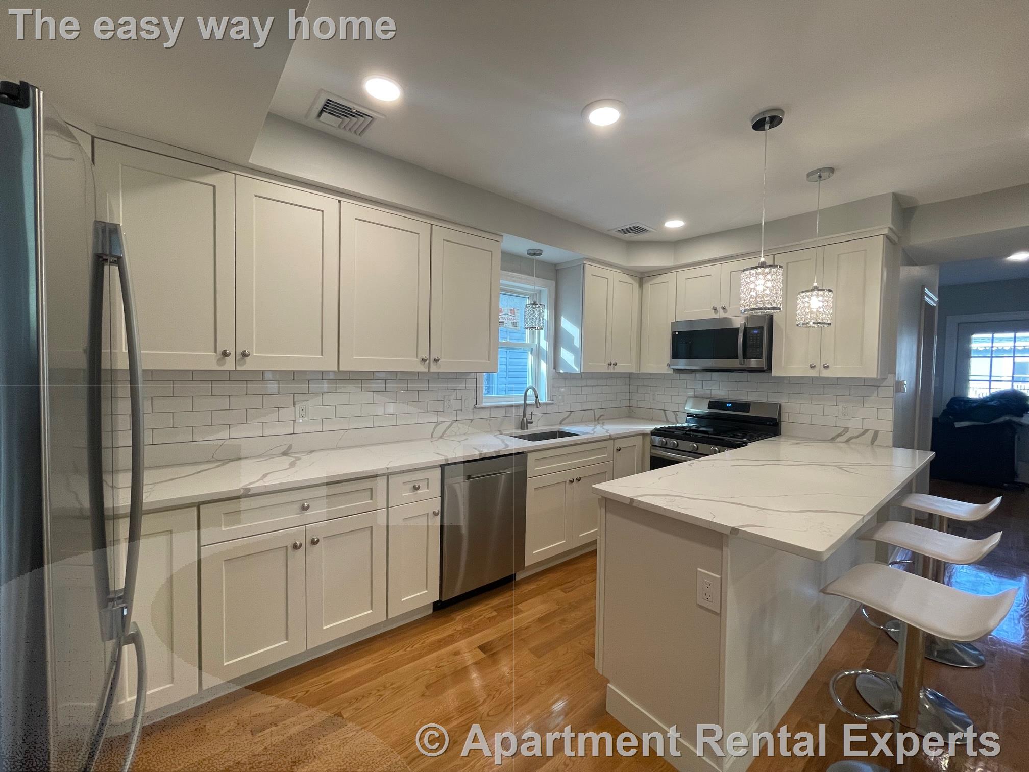 22 Glendale Ave, Davis Square