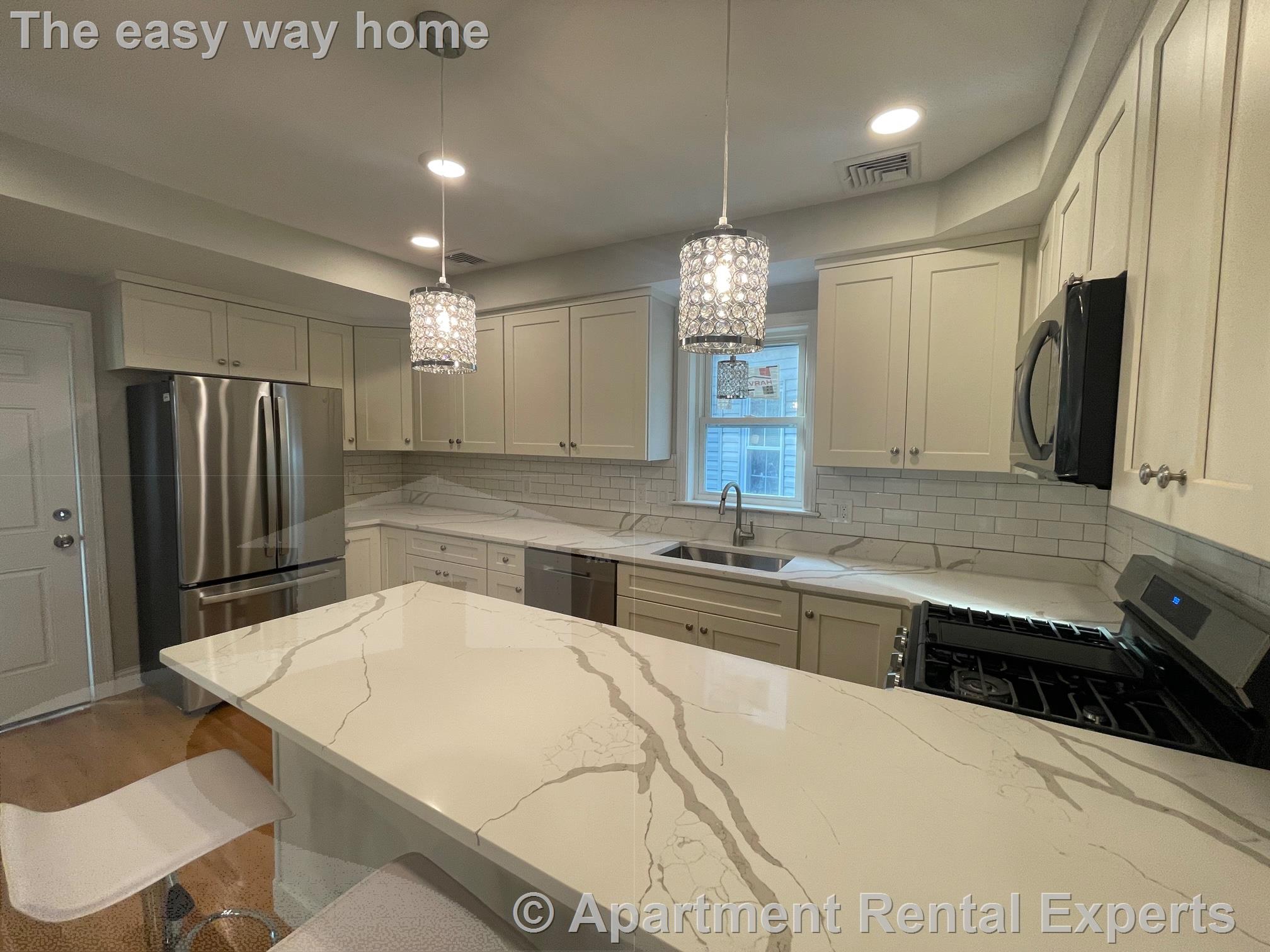 22 Glendale Ave, Davis Square