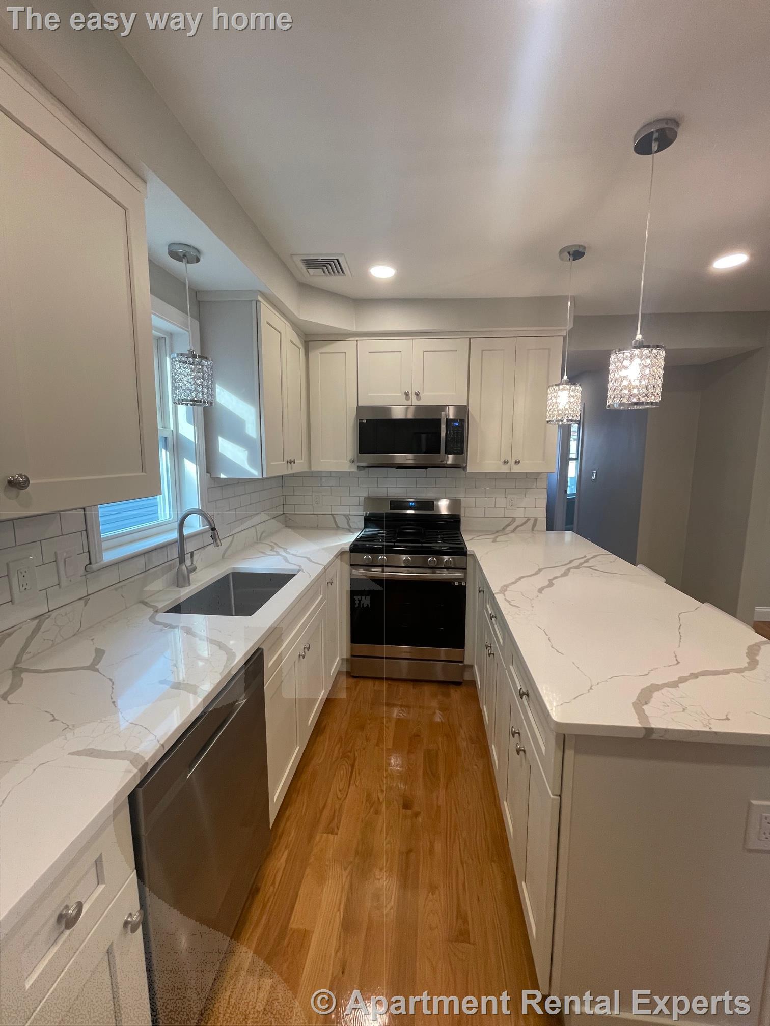 22 Glendale Ave, Davis Square