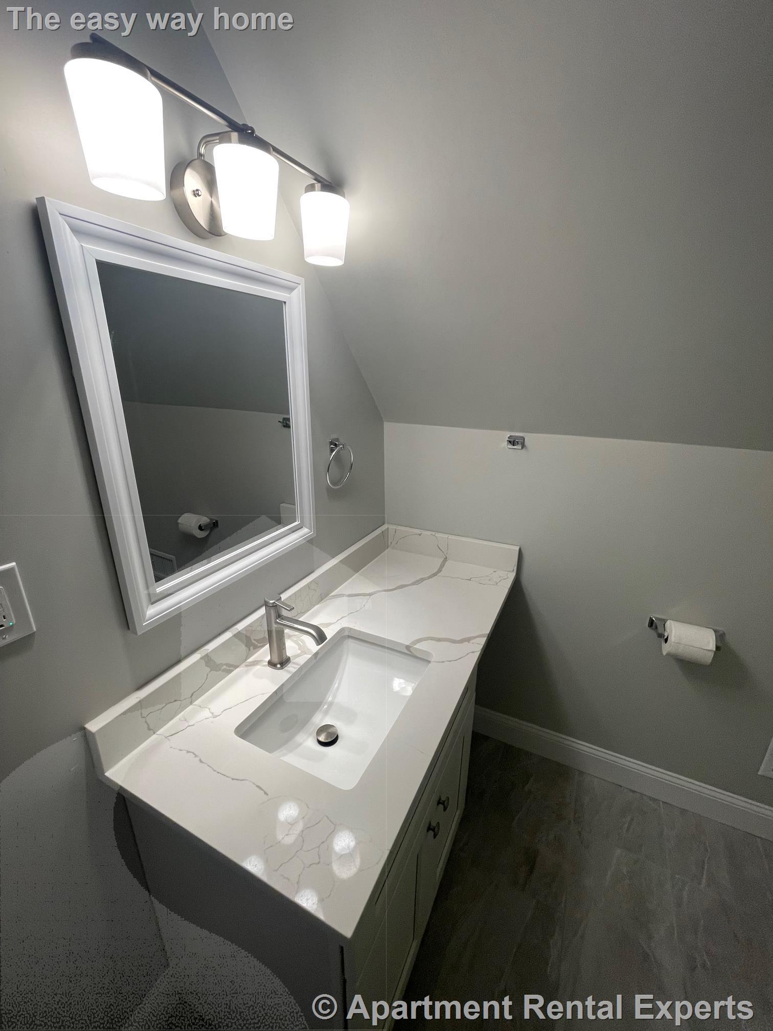 22 Glendale Ave, Davis Square