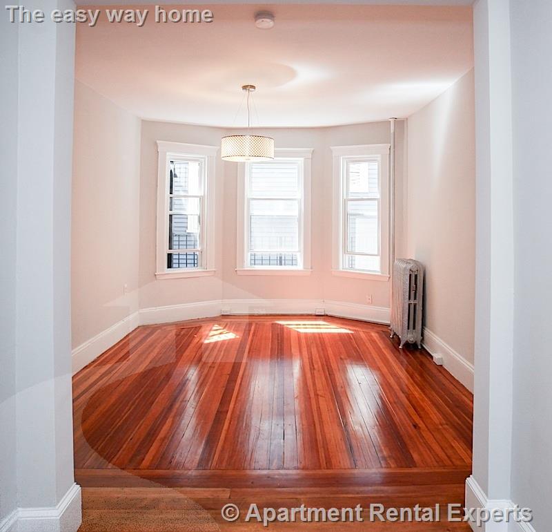 44 William St, Ball Square