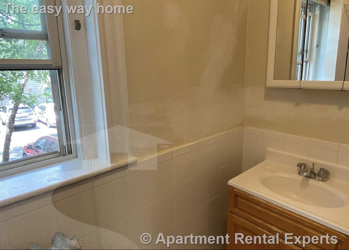 8 Craigie Cir, Harvard Square