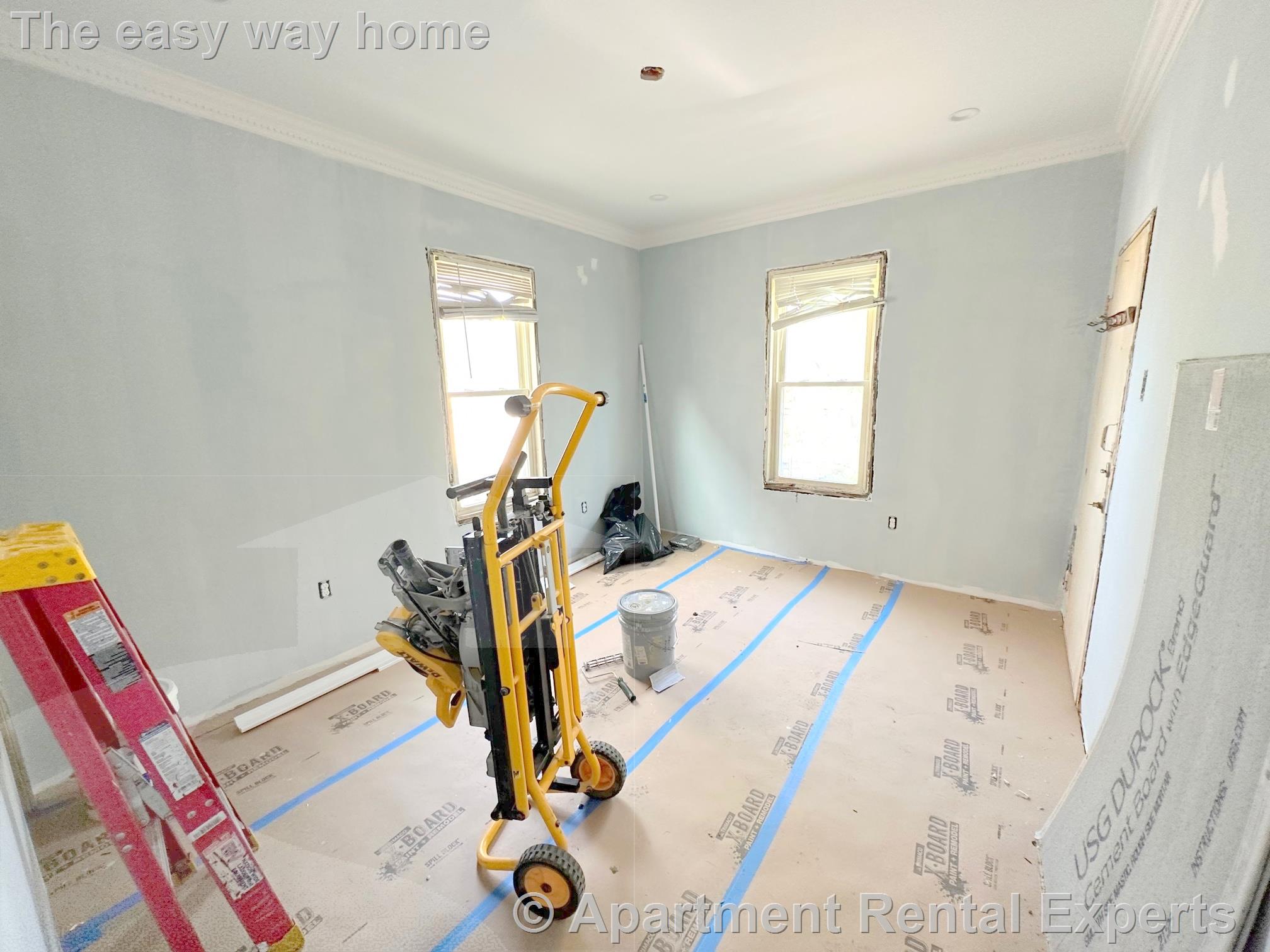 56 Otis St, Winter Hill