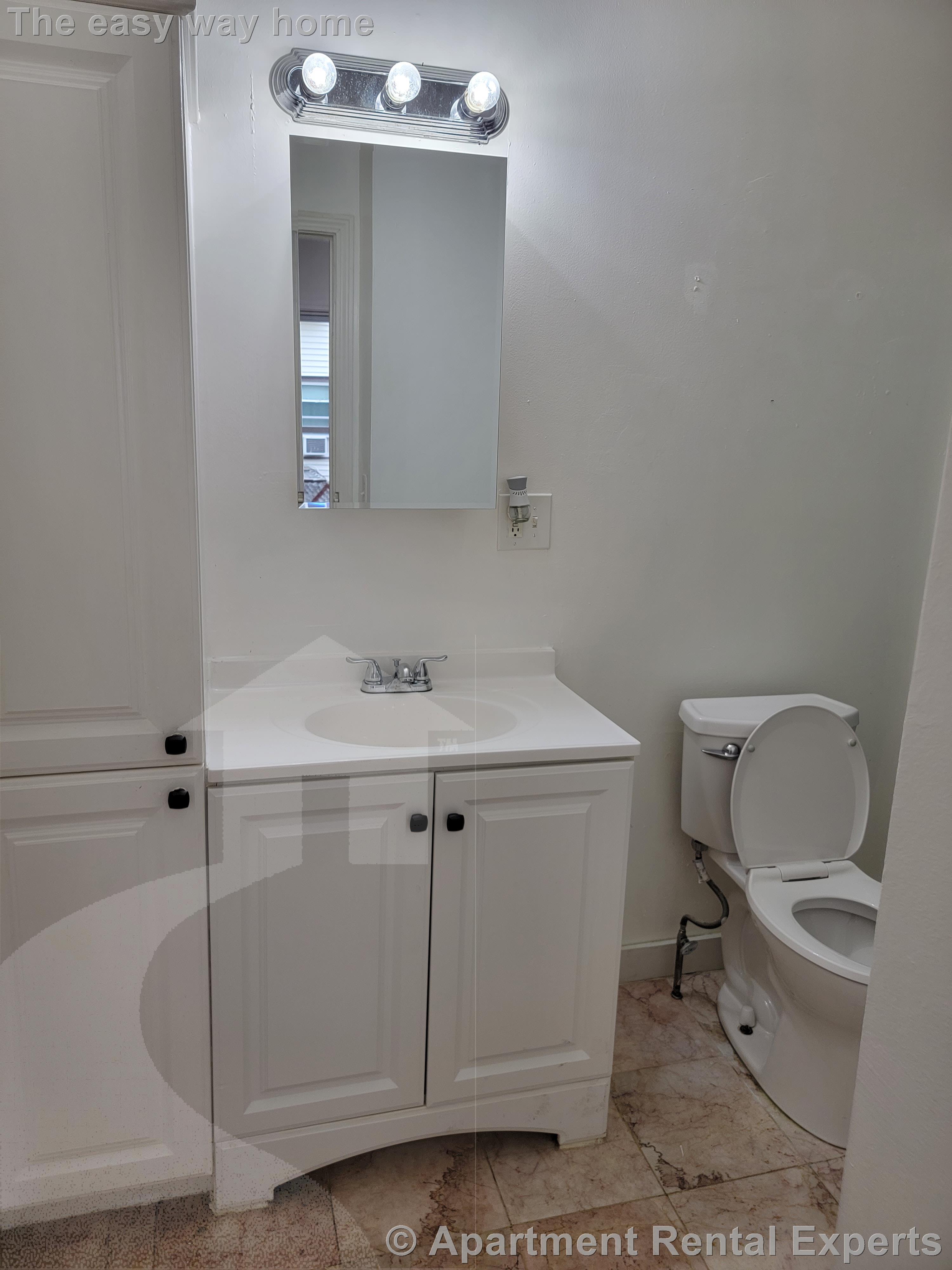 38 Otis St, East Somerville