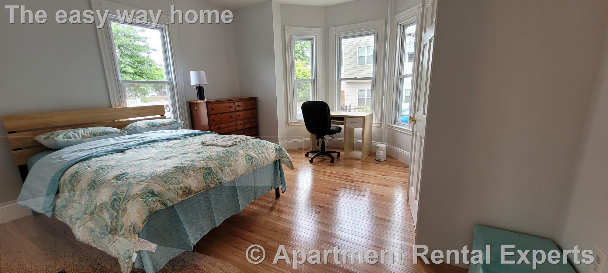 38 Otis St, East Somerville