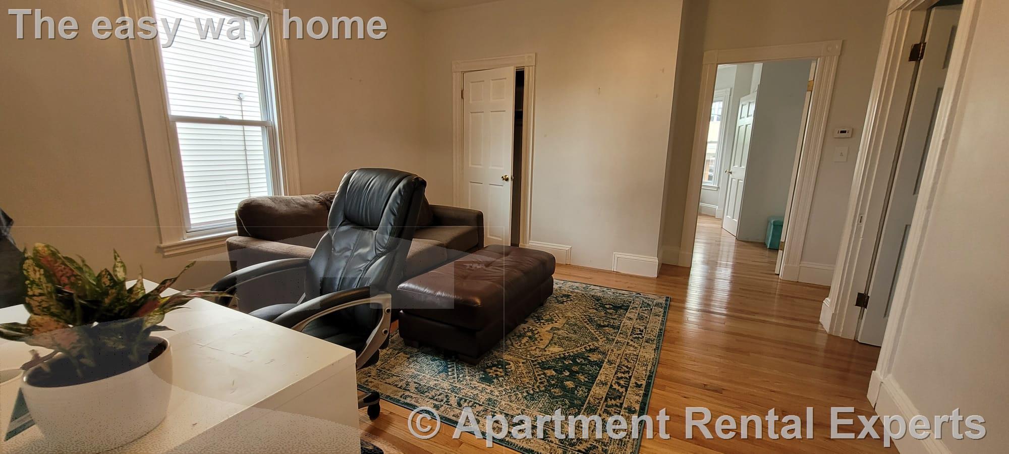 38 Otis St, East Somerville