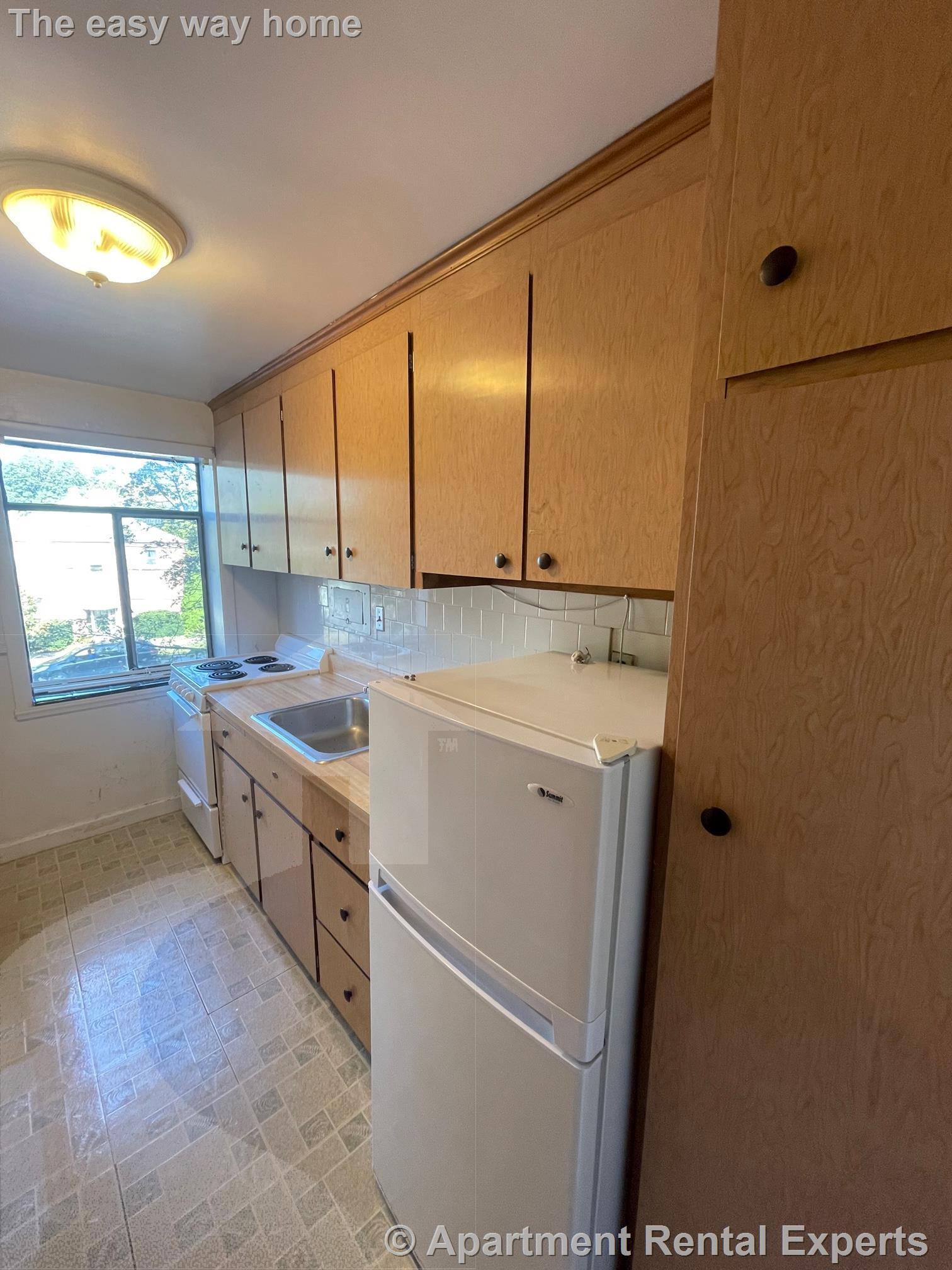 276 Massachusetts Ave, East Arlington