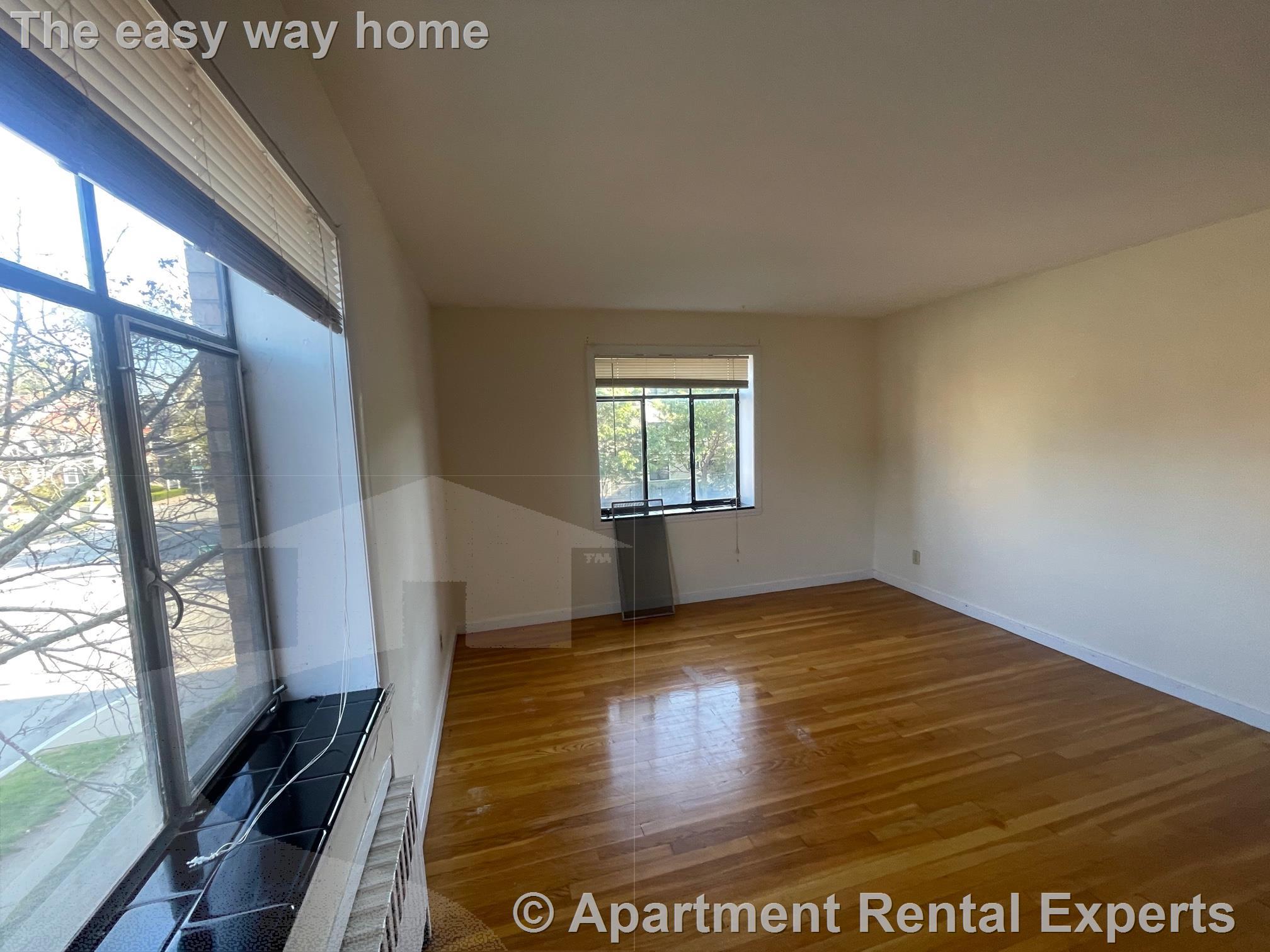 276 Massachusetts Ave, East Arlington