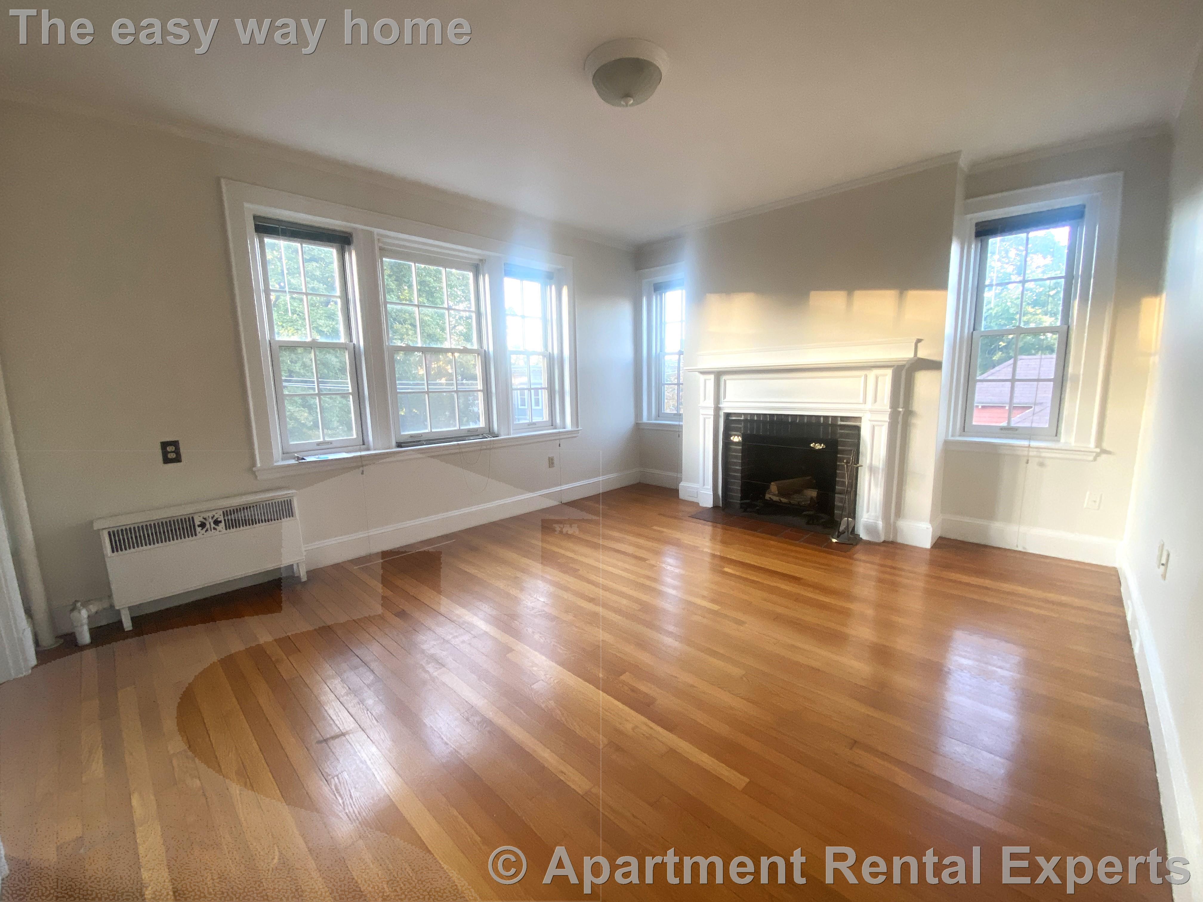 353 Harvard St, Harvard Square