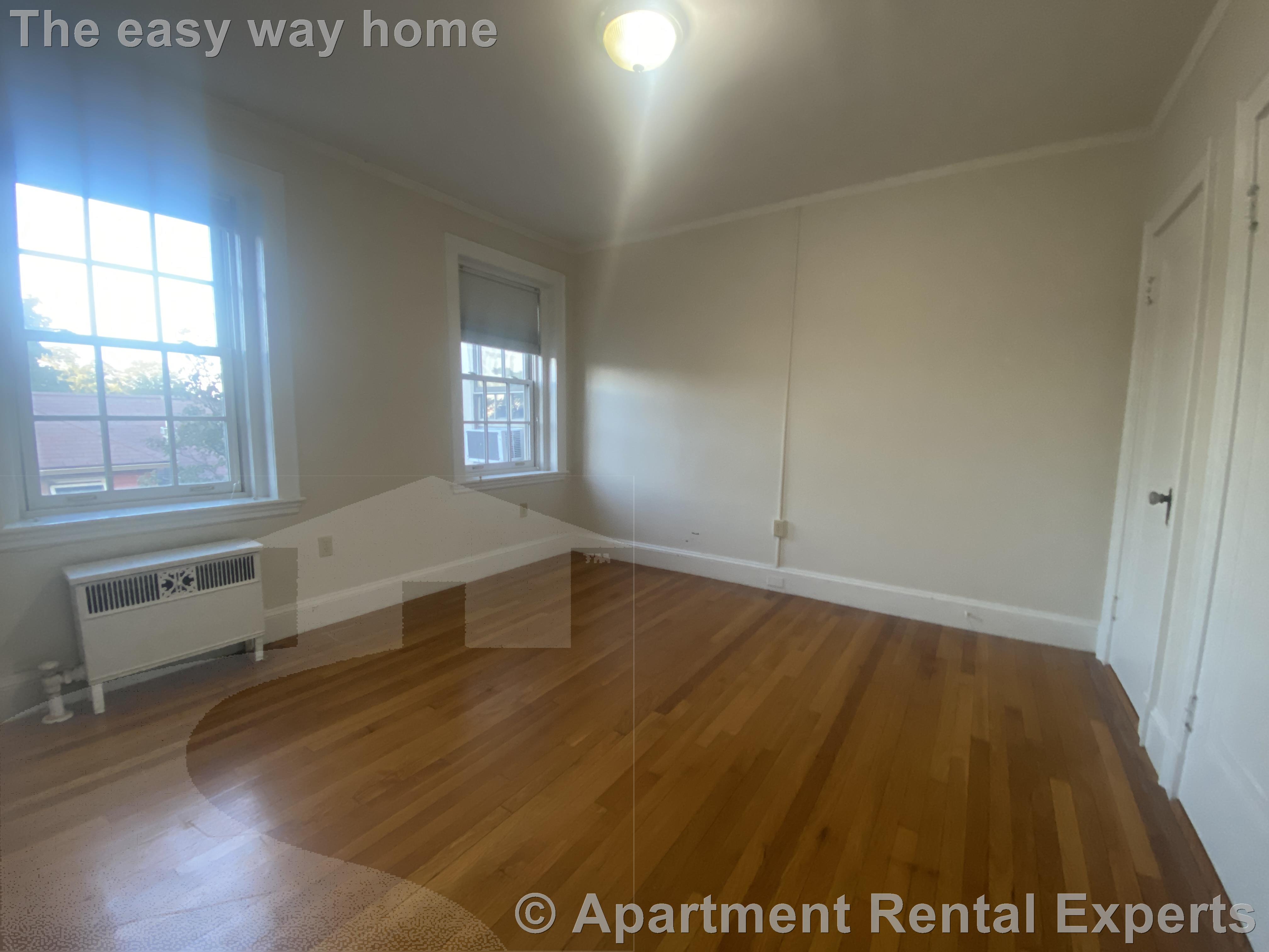 353 Harvard St, Harvard Square