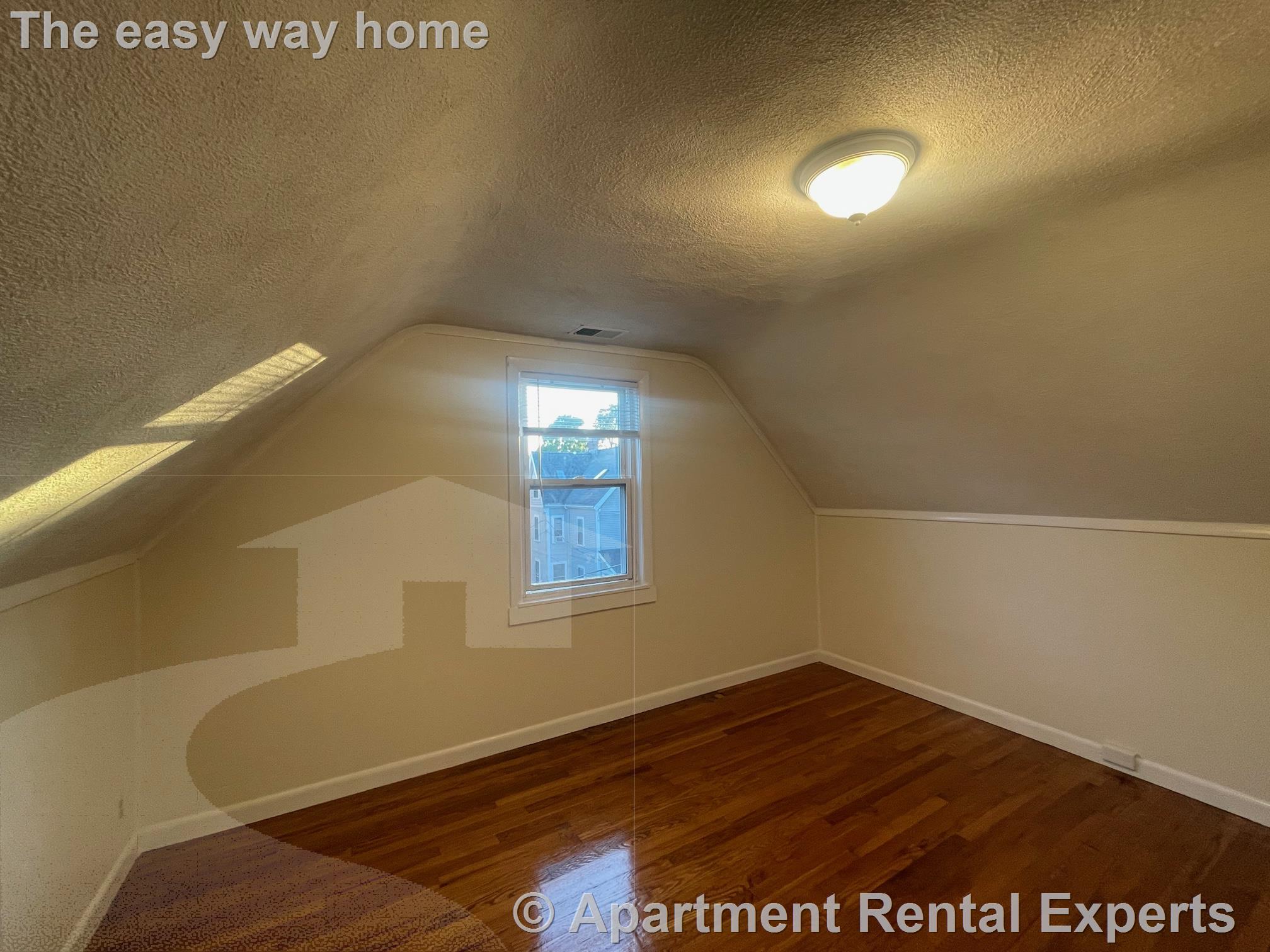 16 Kidder Ave, Davis Square