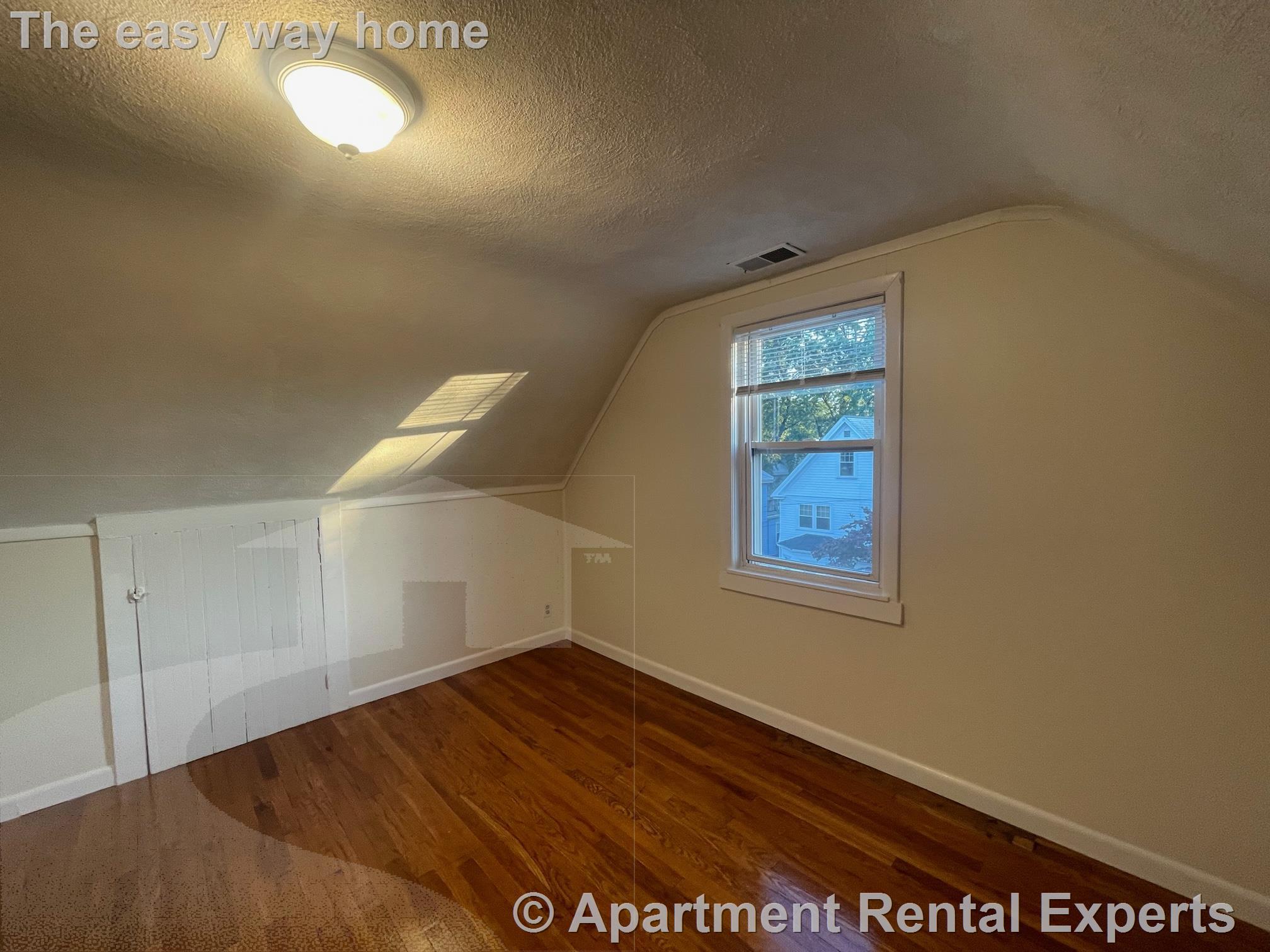 16 Kidder Ave, Davis Square