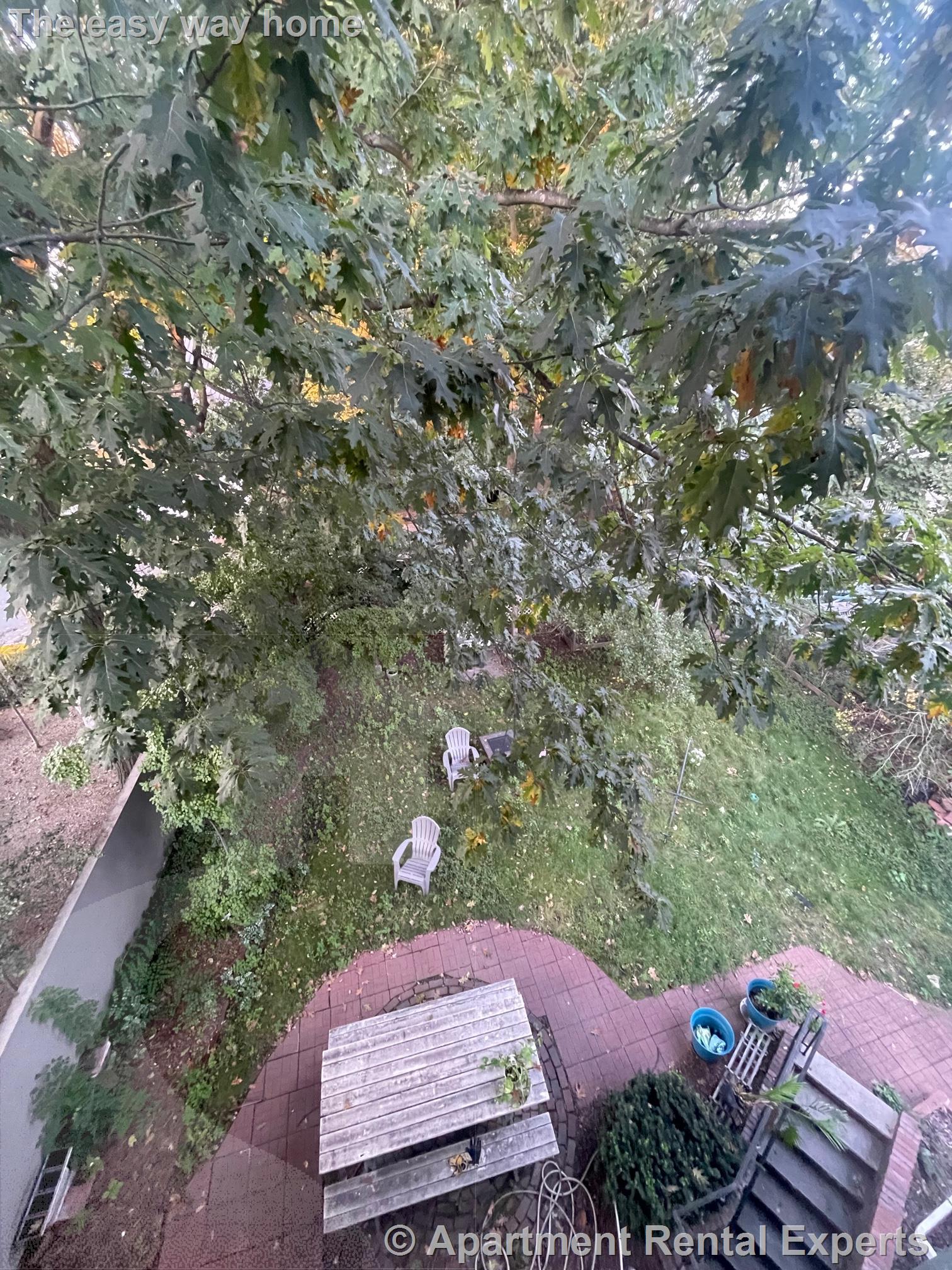 16 Kidder Ave, Davis Square