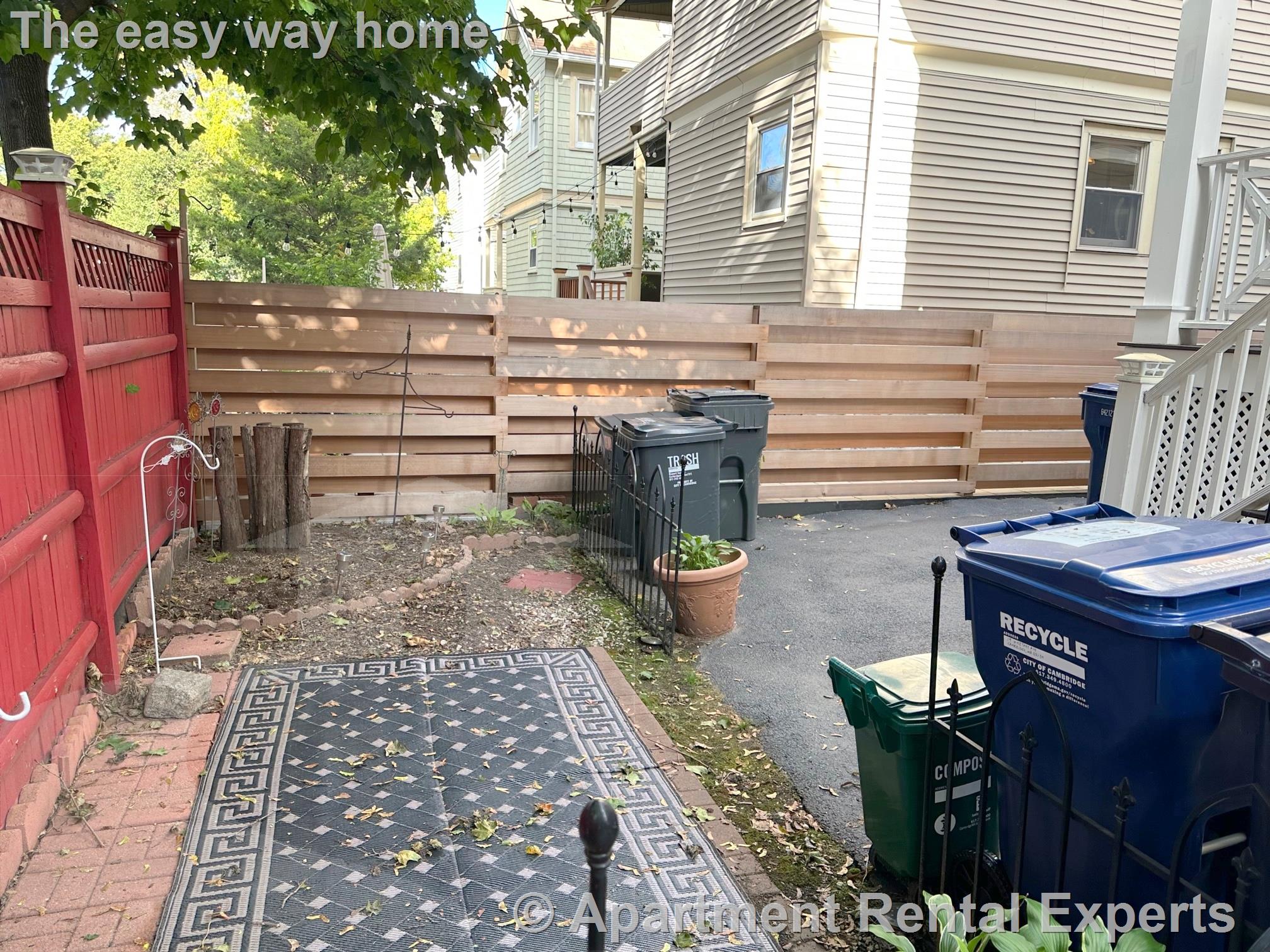 19 Whitney Ave, Cambridgeport