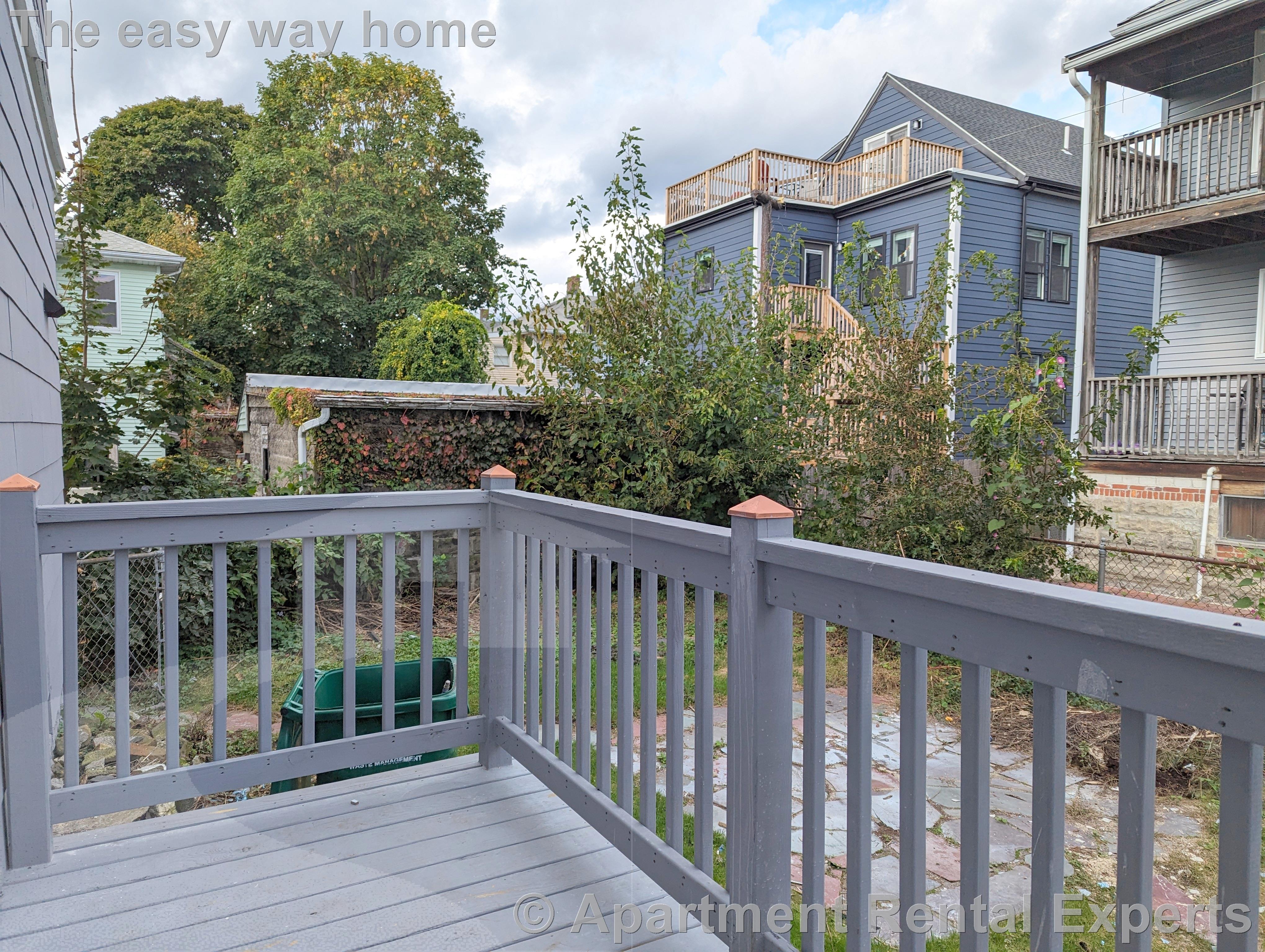 75 Frederick Ave, Tufts