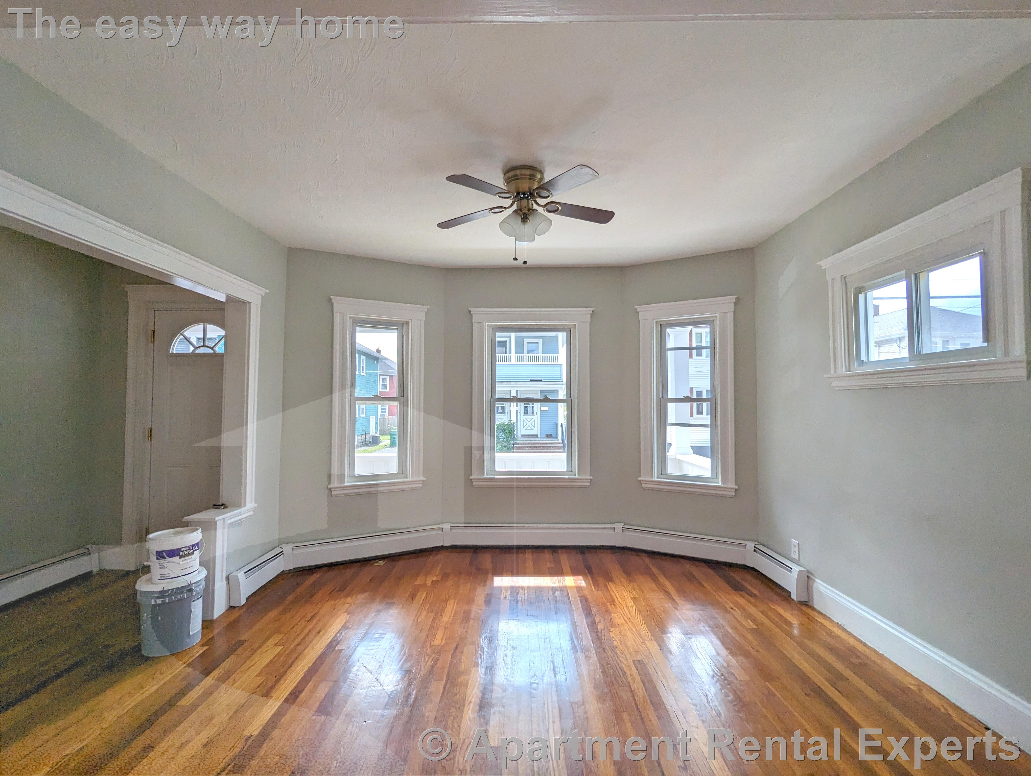 75 Frederick Ave, Tufts