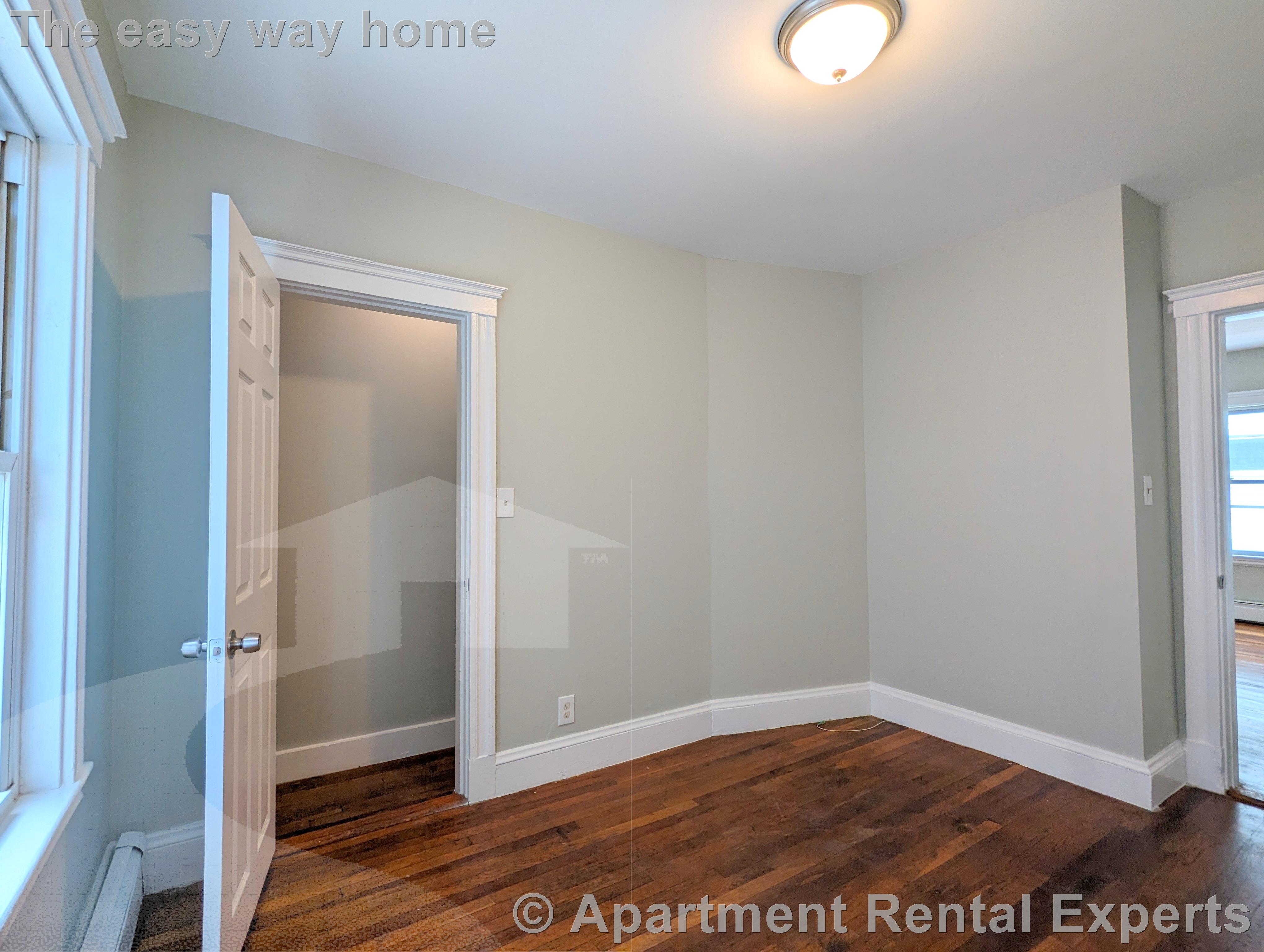 75 Frederick Ave, Tufts