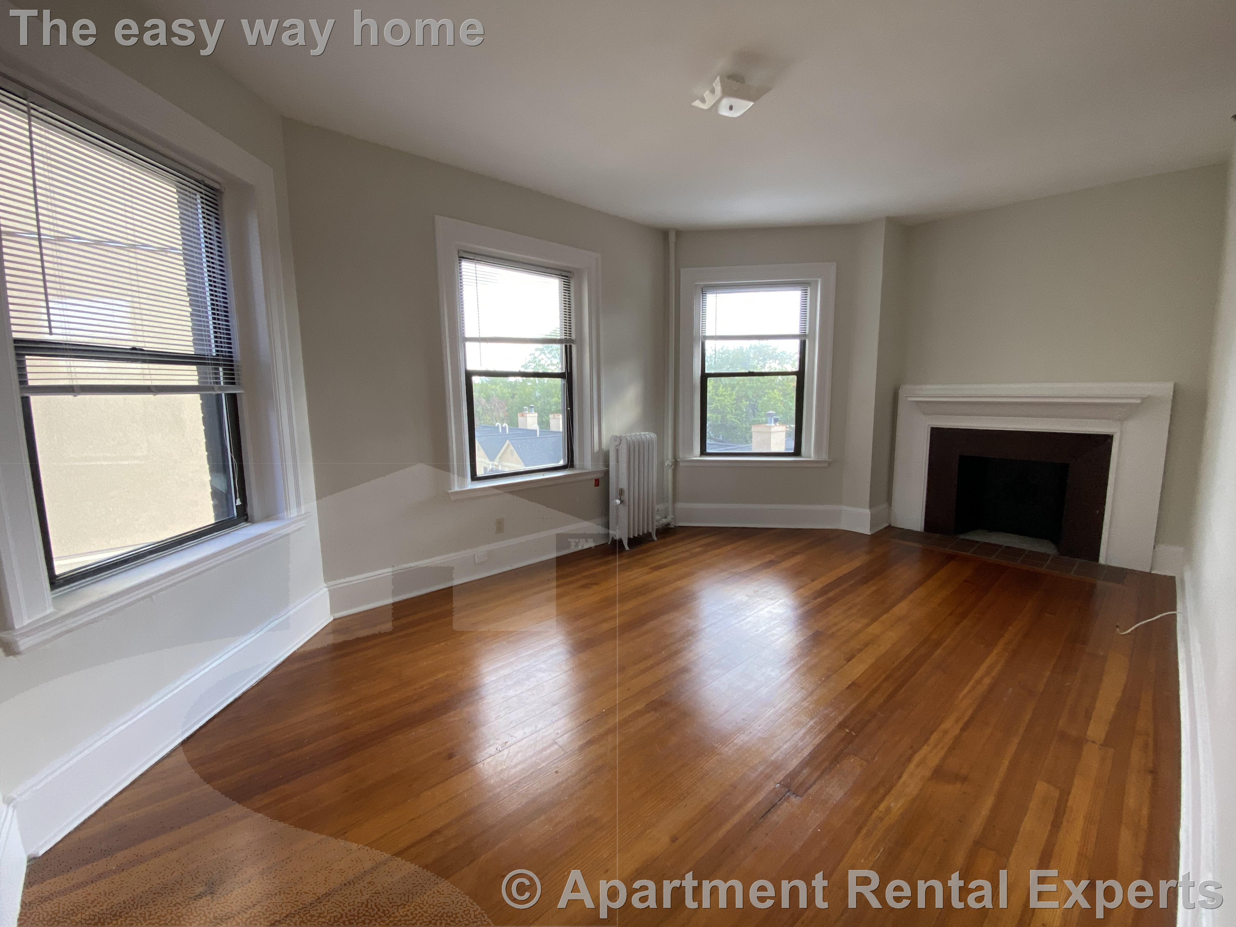 1010 Massachusetts Ave, Harvard Square