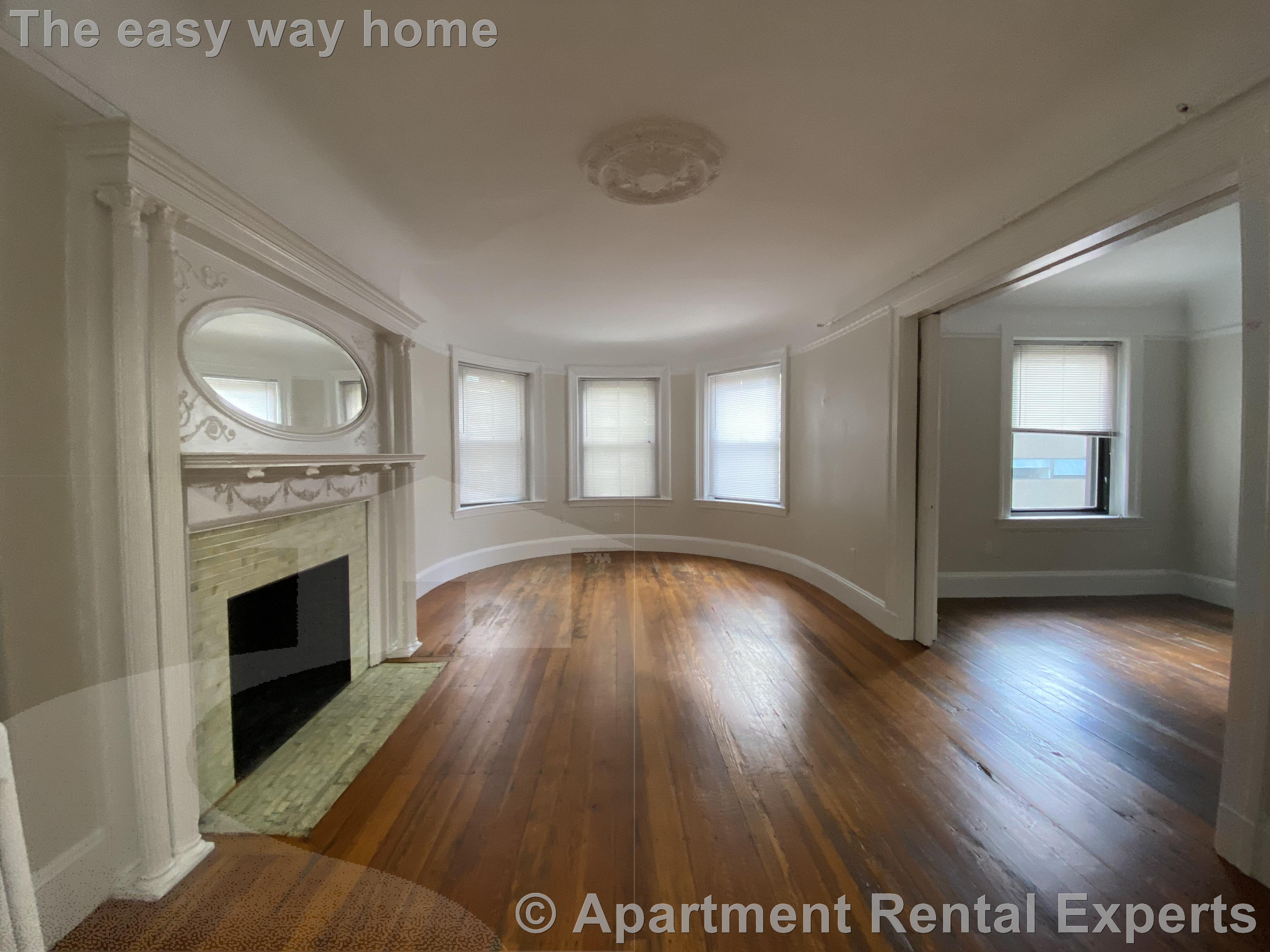 1039 Massachusetts Ave, Harvard Square