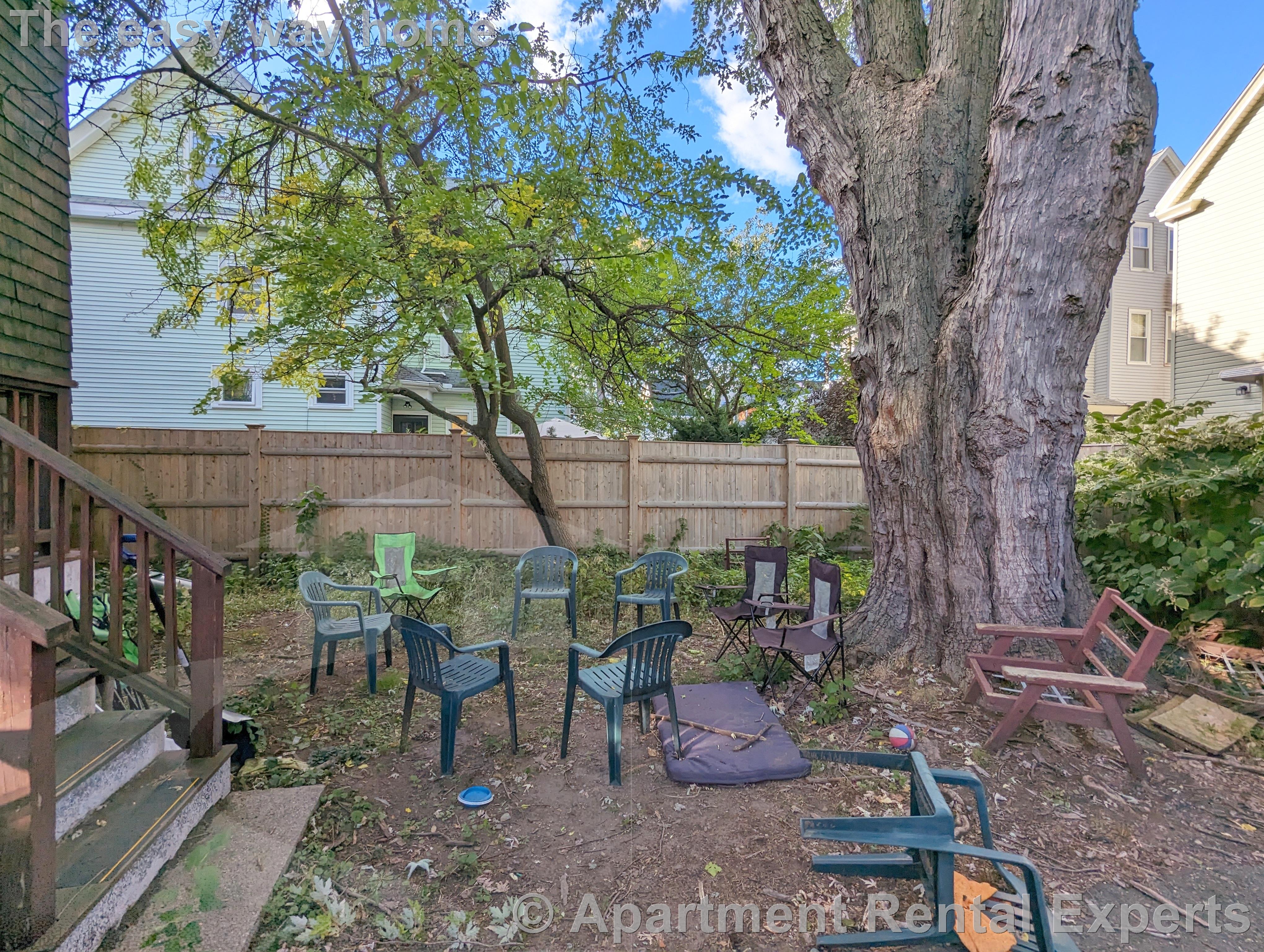 77 Orchard St, Tufts