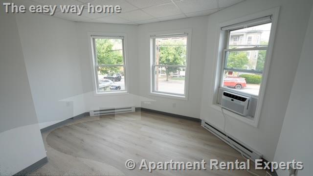 303 Boston Ave, Tufts