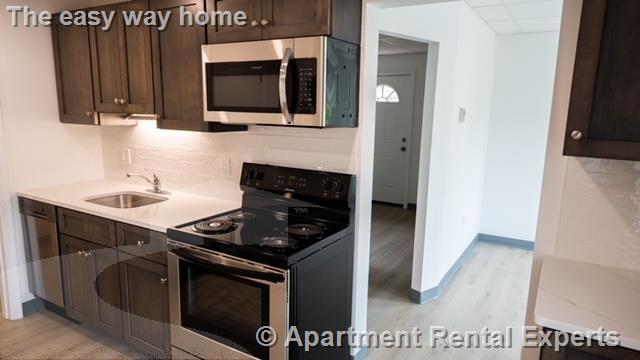 303 Boston Ave, Tufts