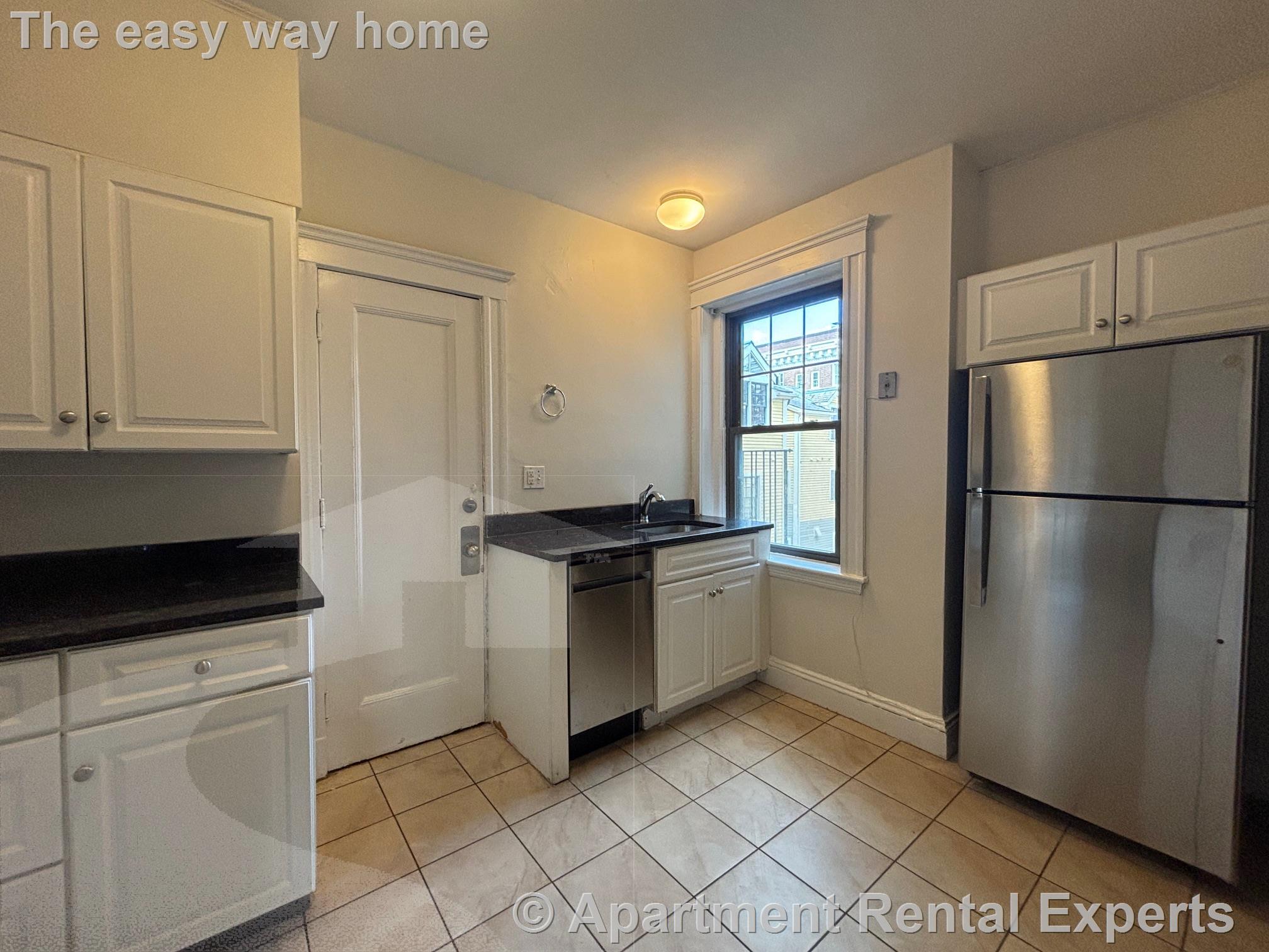 1558 Massachusetts Ave, Harvard Square