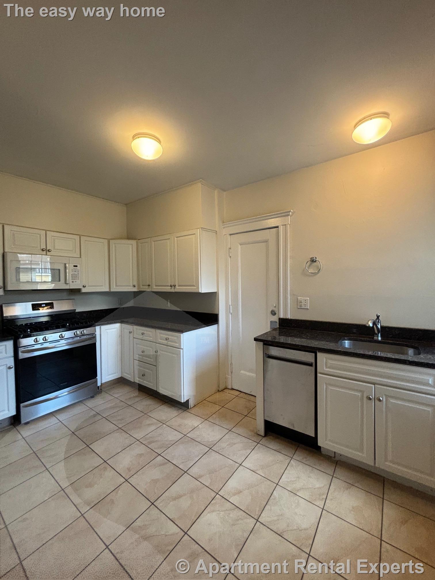 1558 Massachusetts Ave, Harvard Square