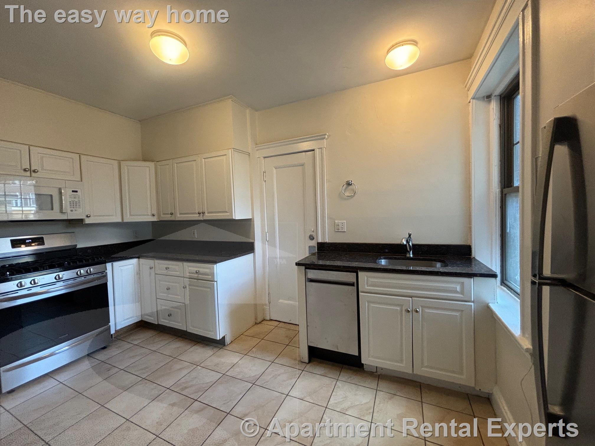 1558 Massachusetts Ave, Harvard Square