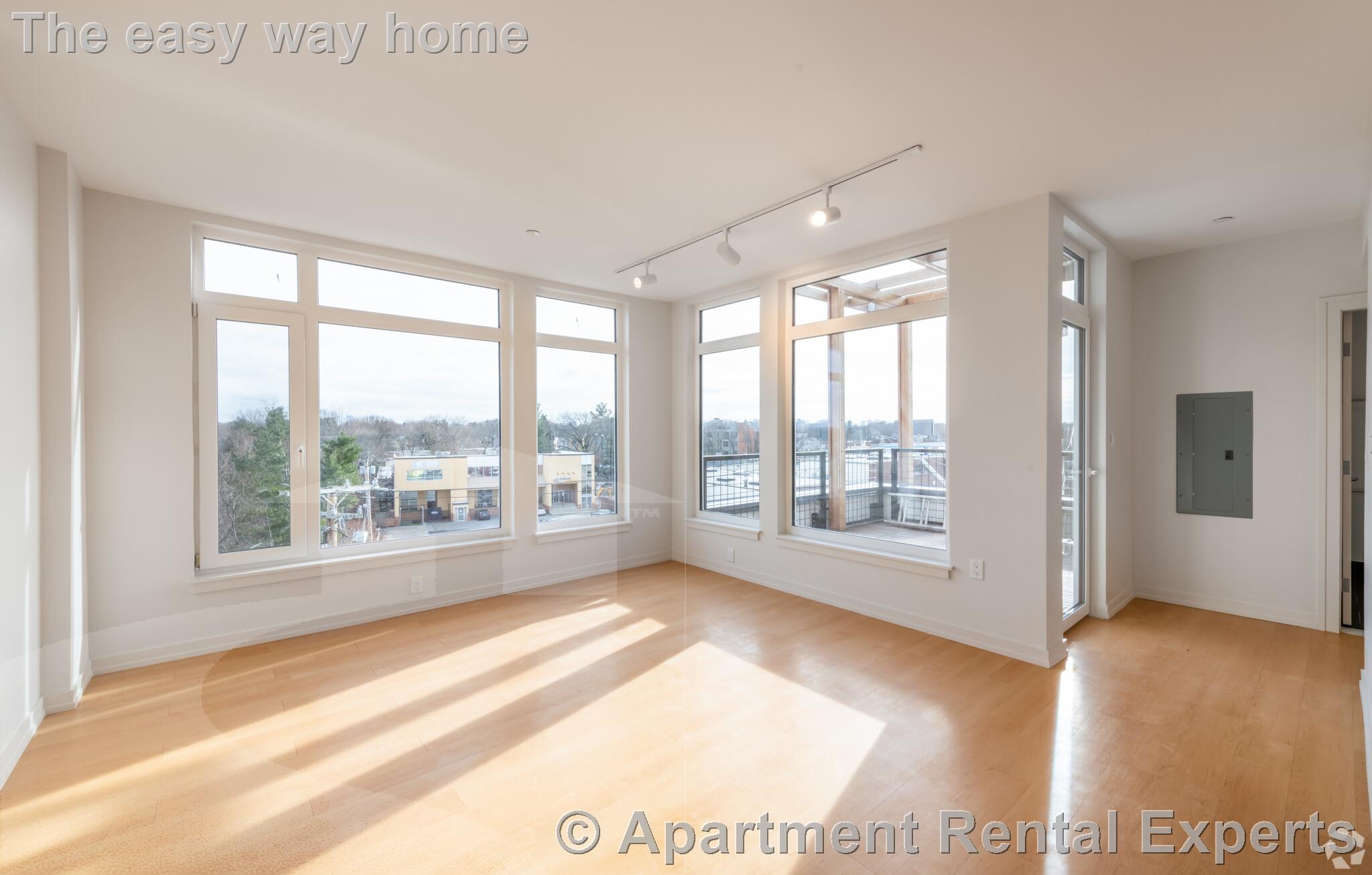 77 New St, Fresh Pond