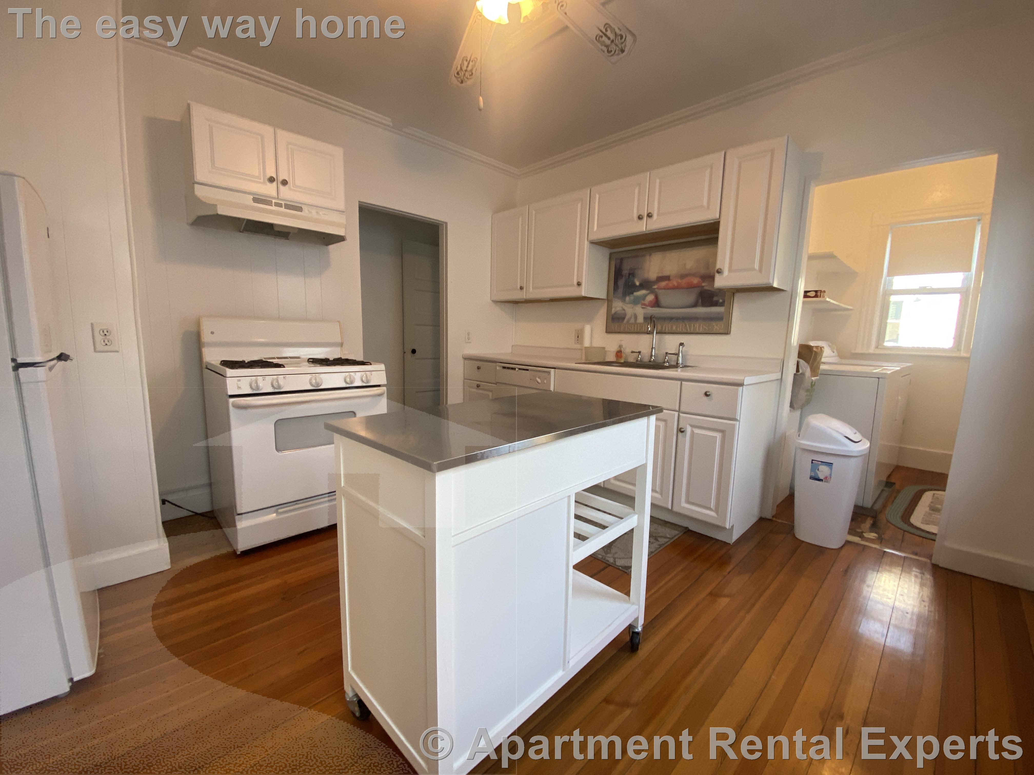 117 Rogers Ave, Ball Square