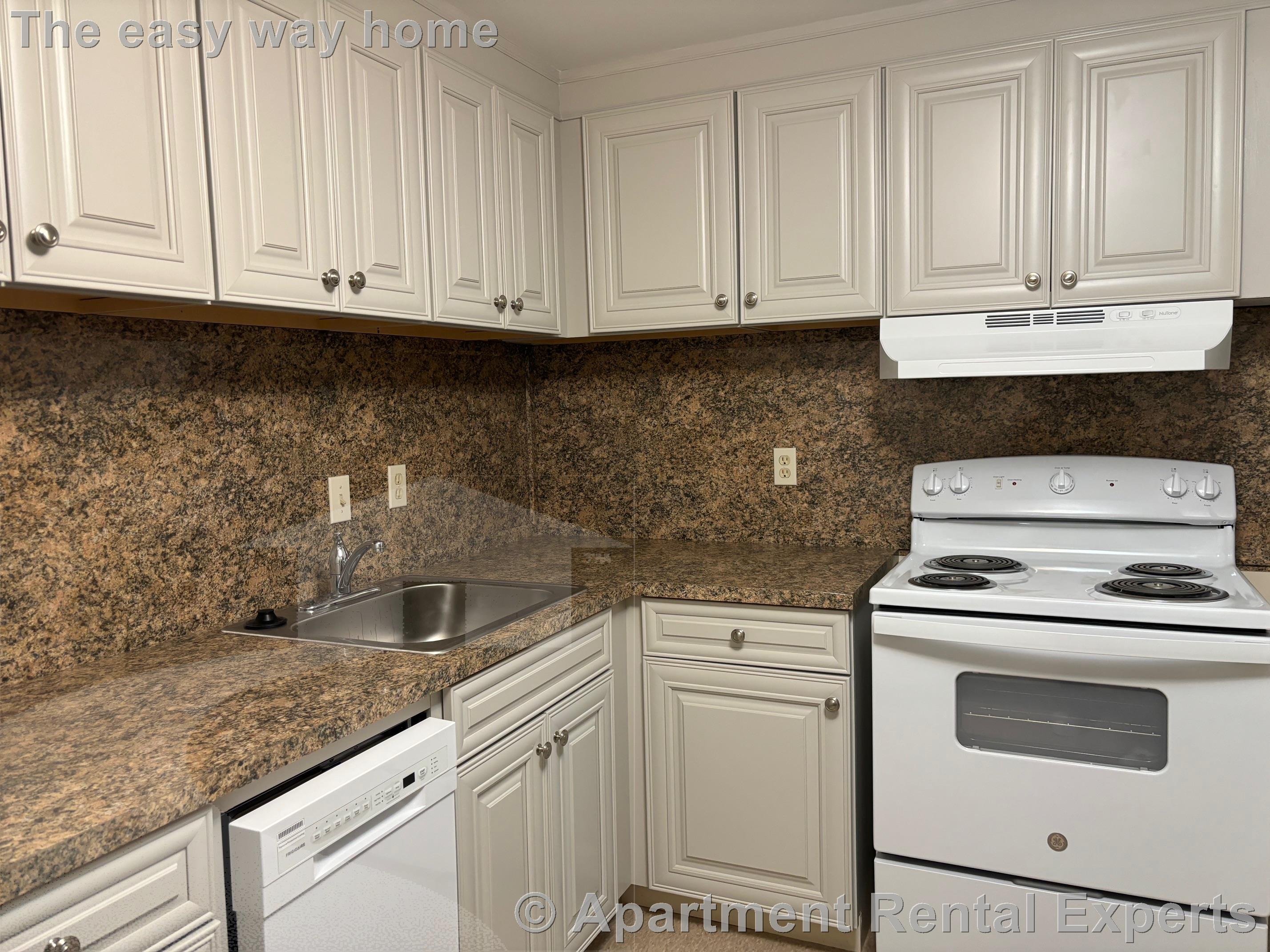 109 Oxford St, East Arlington