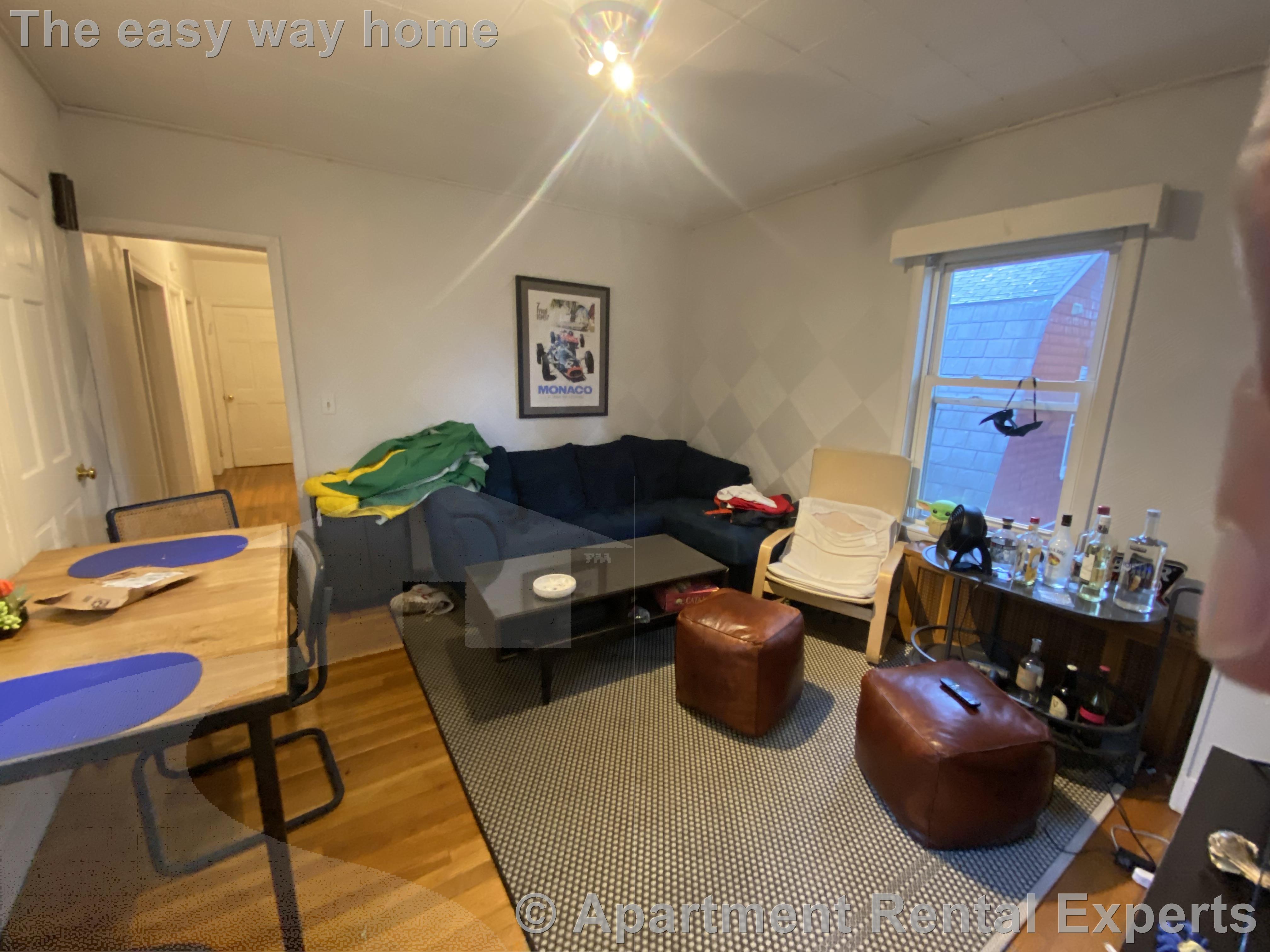 15 Curtis Ave, Tufts