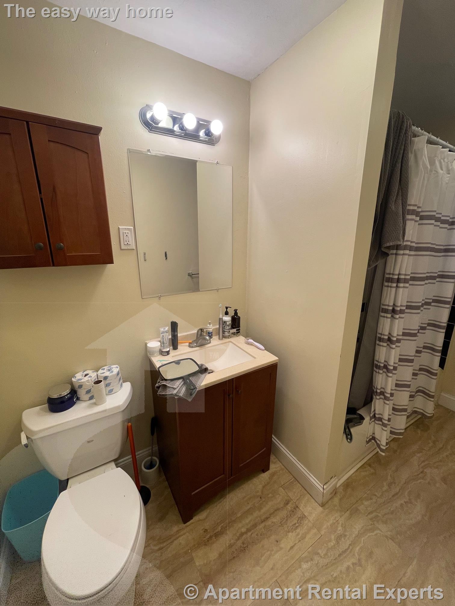 48 Bishop Allen Dr, Central Square