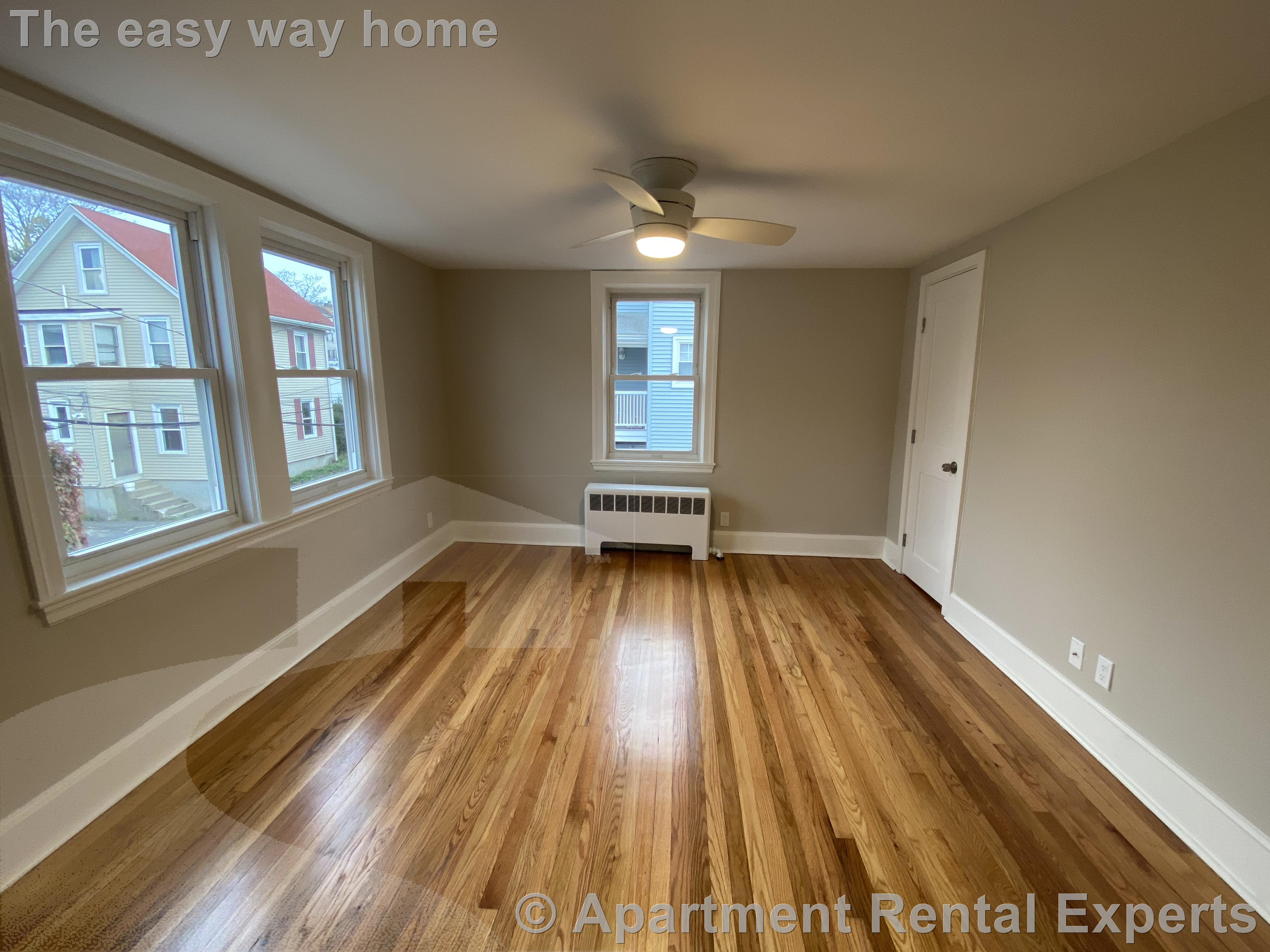 8 Fisk Ave, Magoun Square