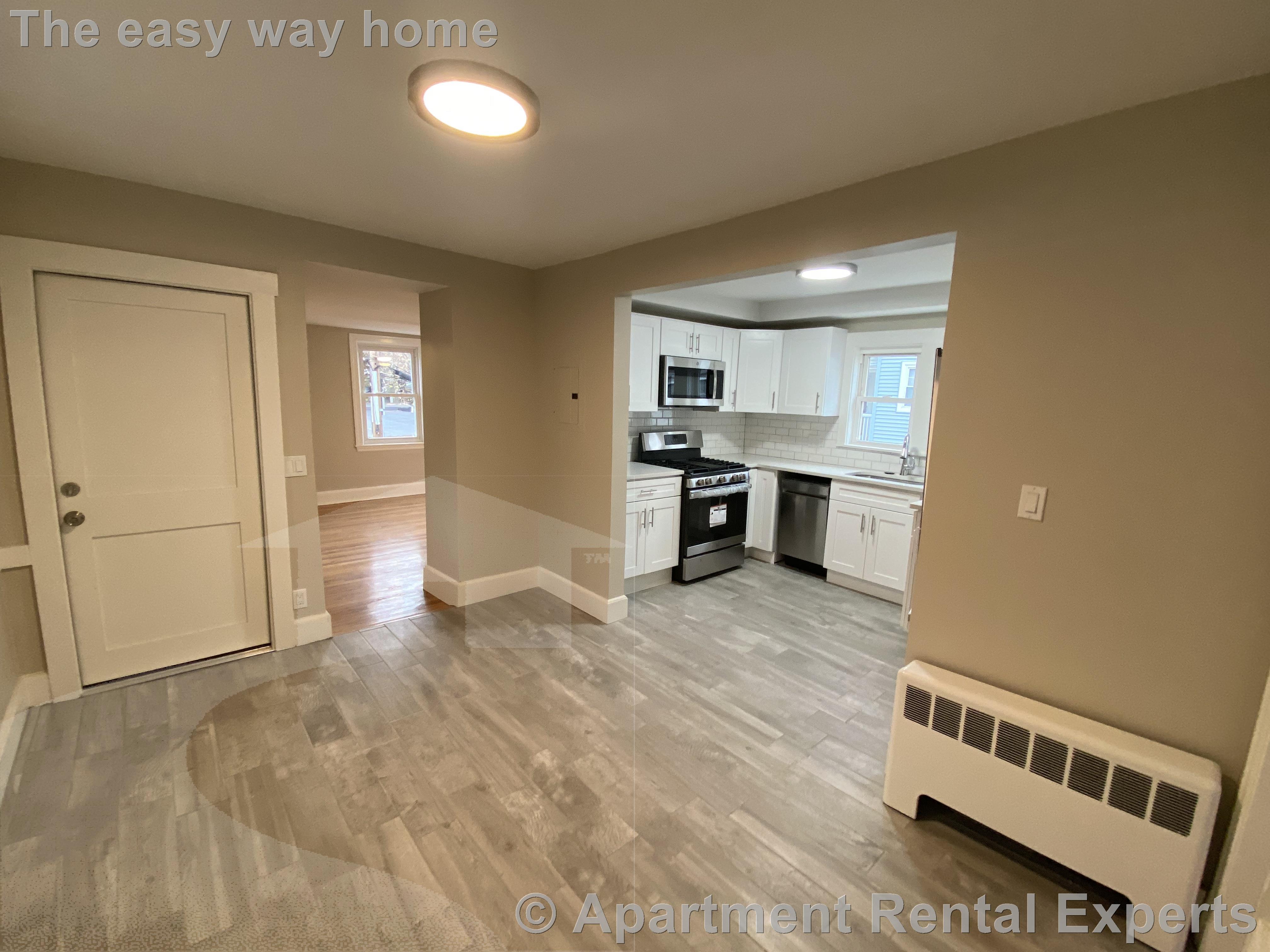 8 Fisk Ave, Magoun Square