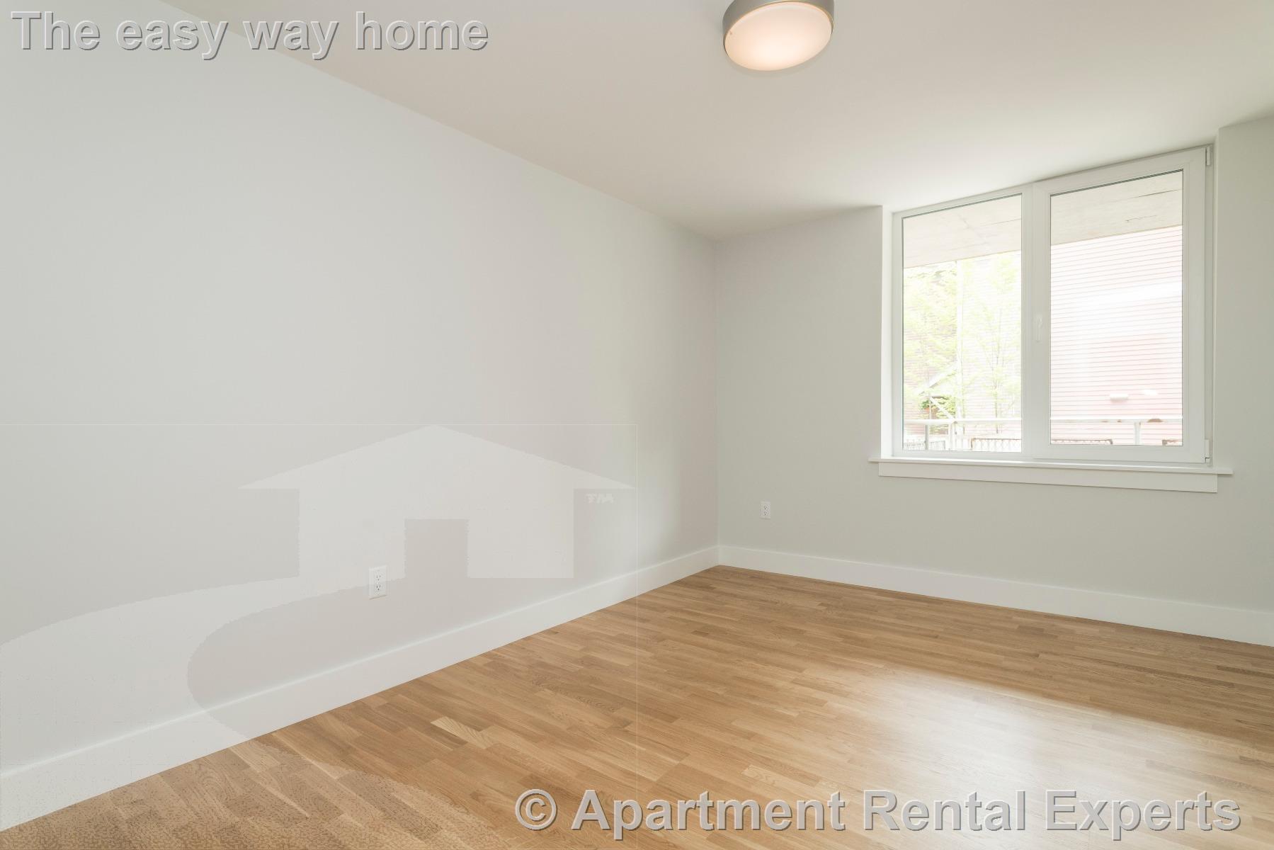 334 Harvard St, Harvard Square