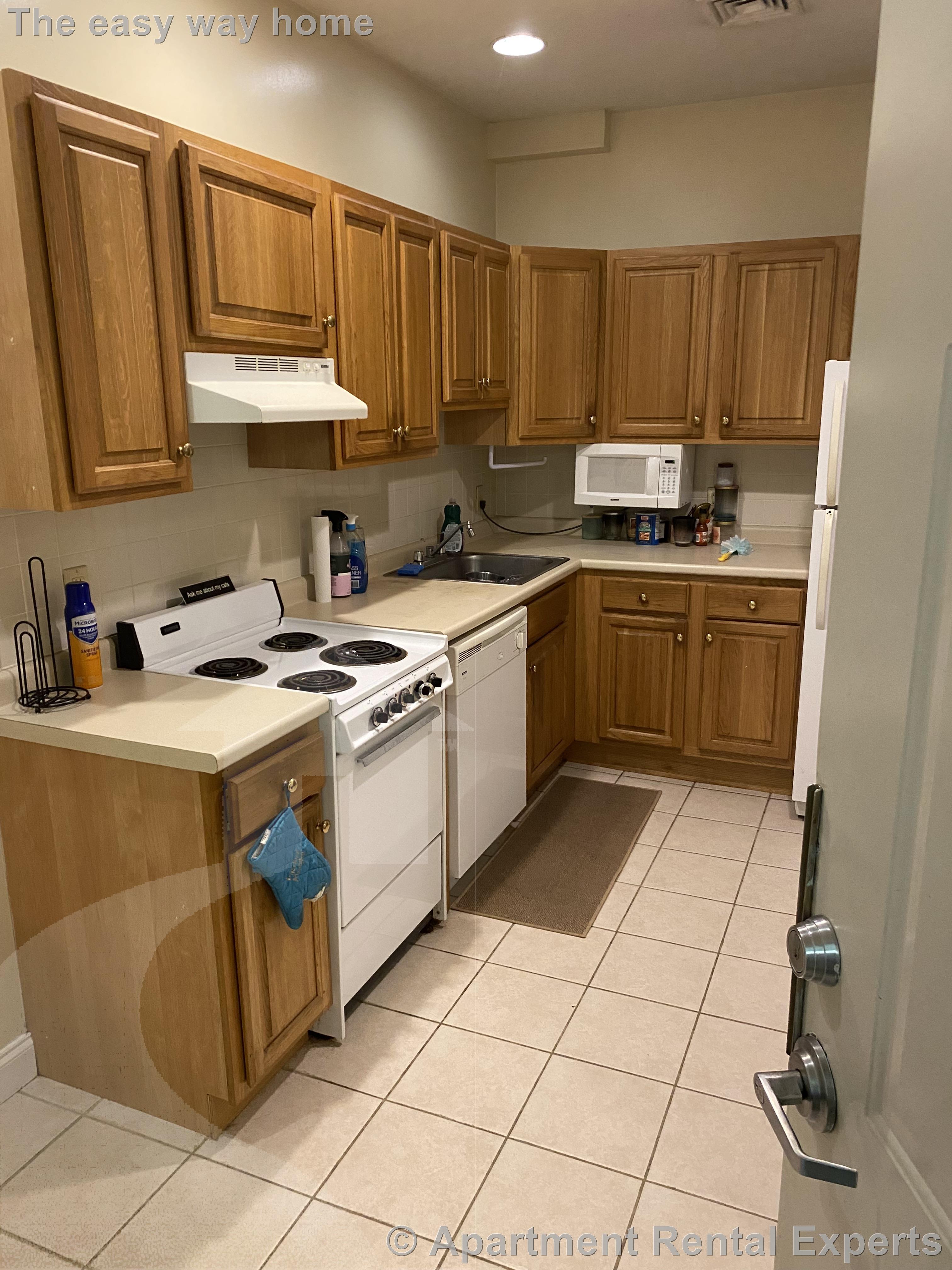 460 Green St, Central Square