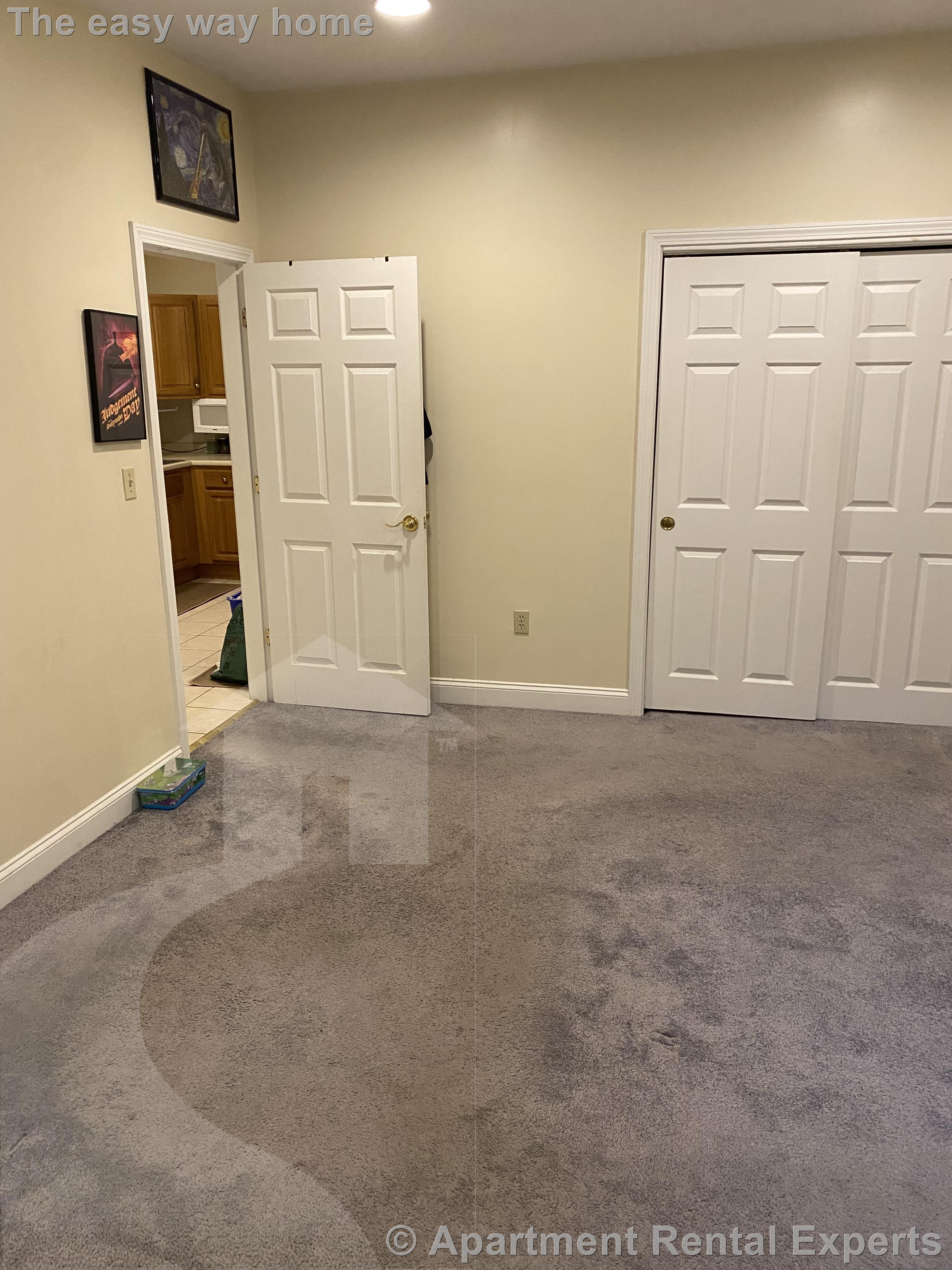 460 Green St, Central Square