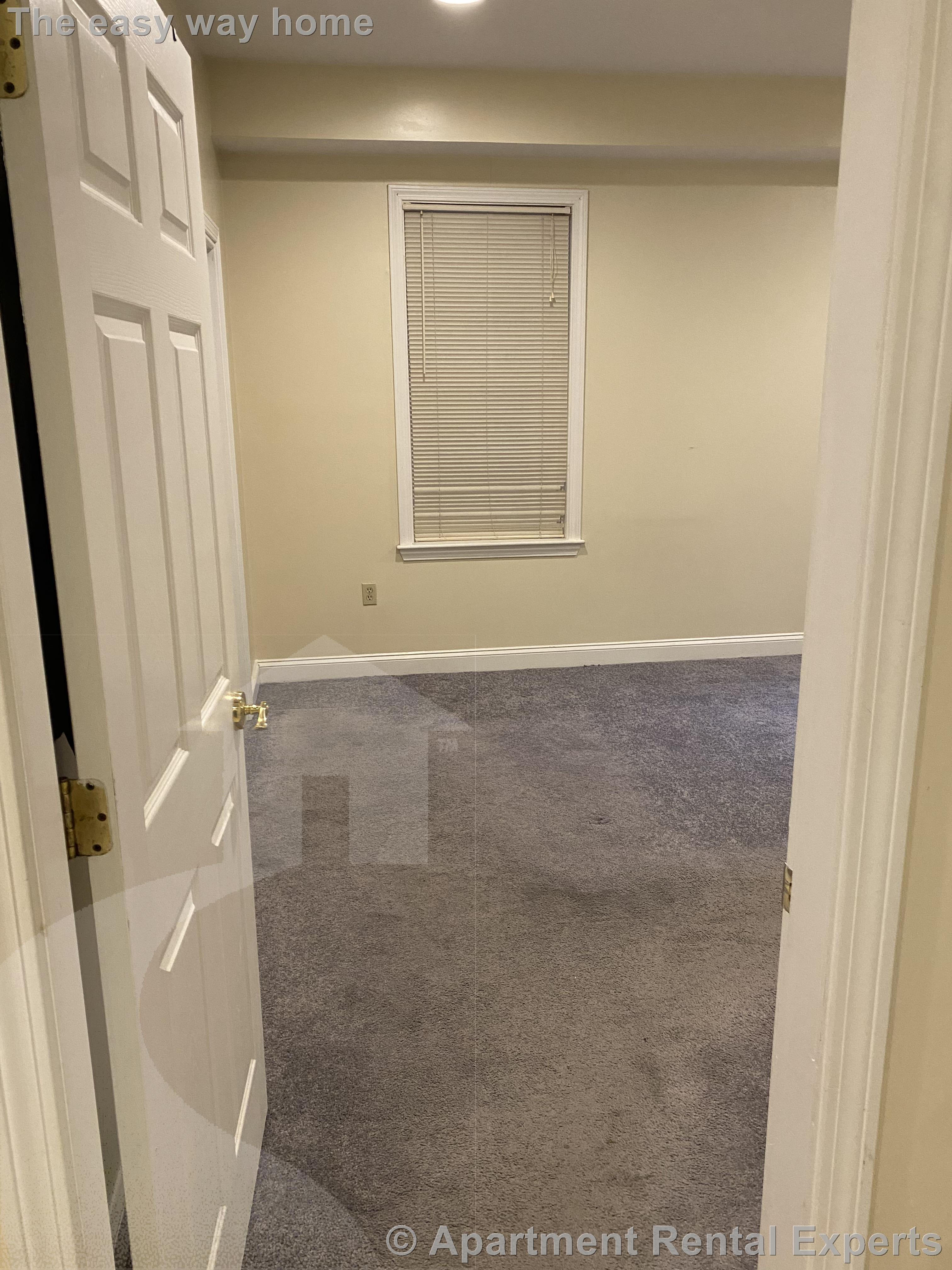 460 Green St, Central Square