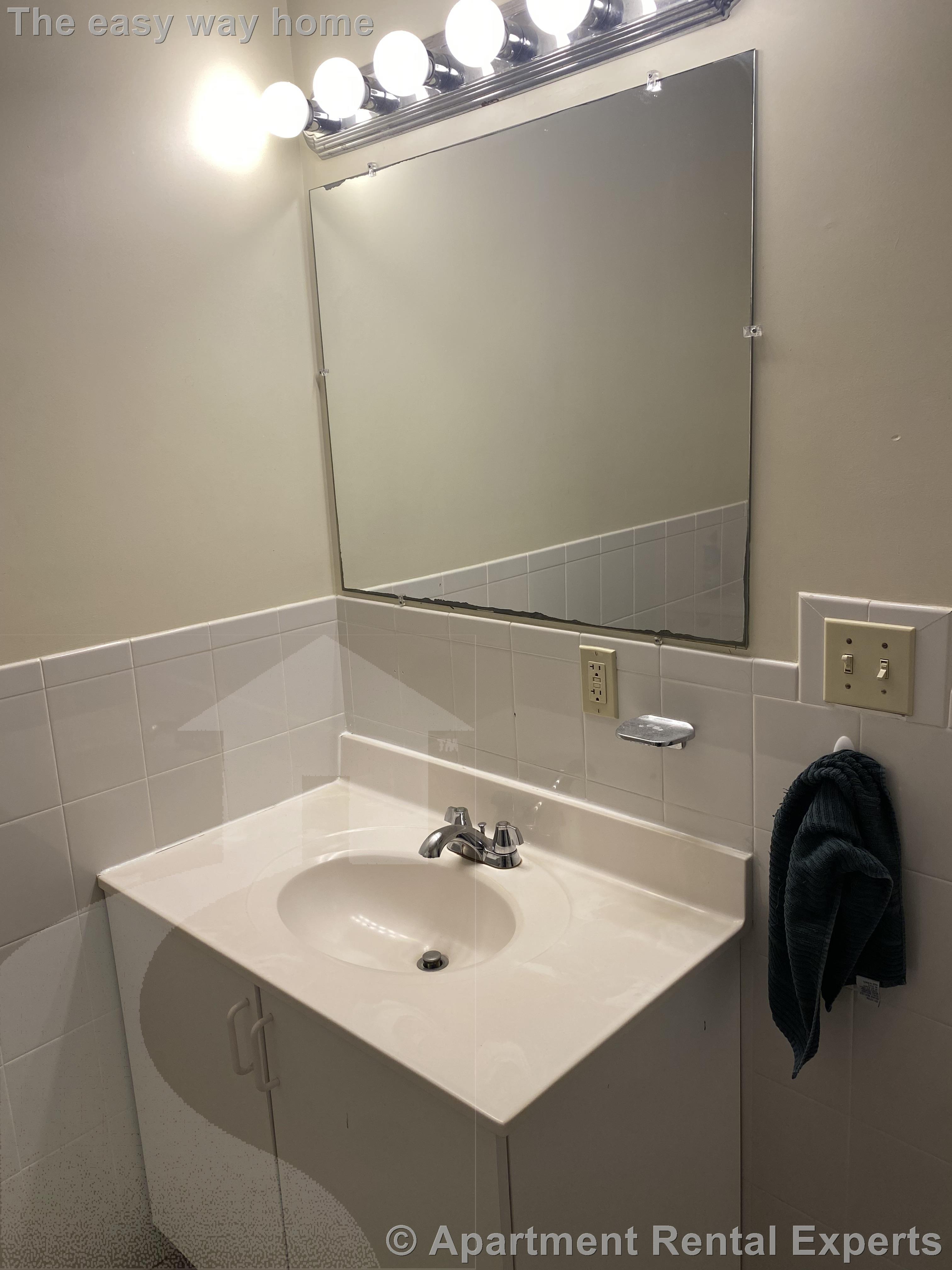 460 Green St, Central Square