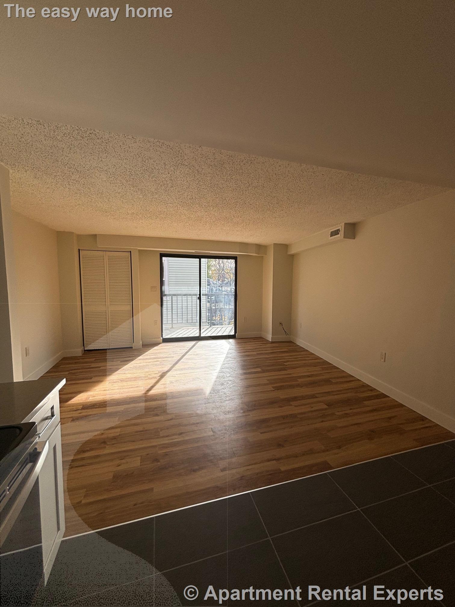 16 Elmer St, Riverside