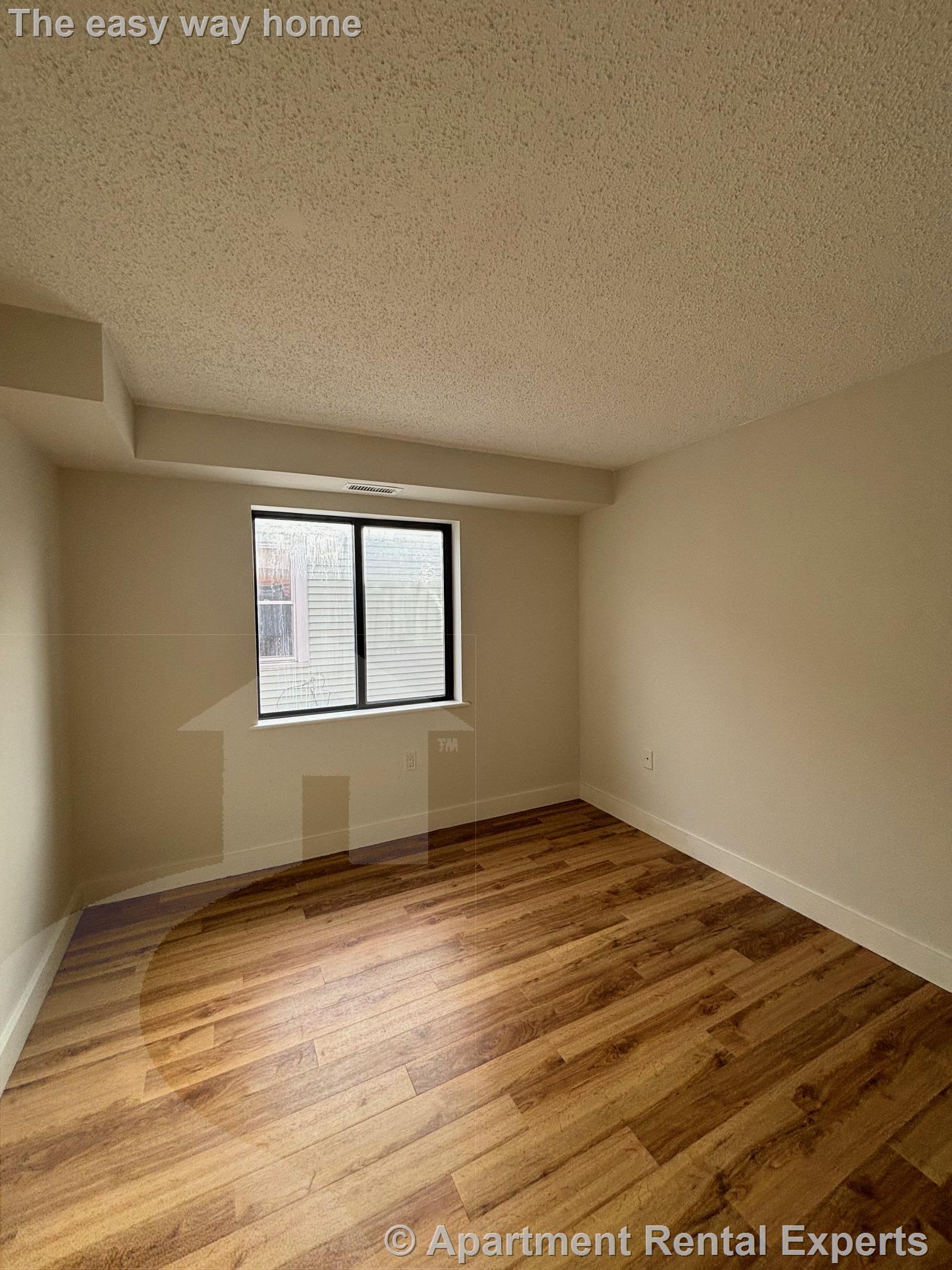 16 Elmer St, Riverside