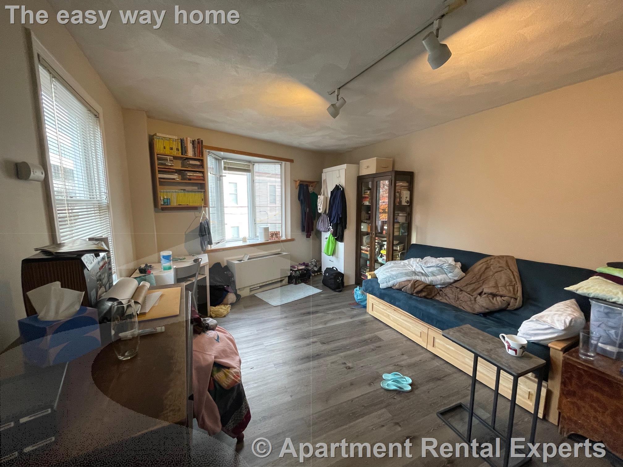 12 Mt Auburn St, Harvard Square