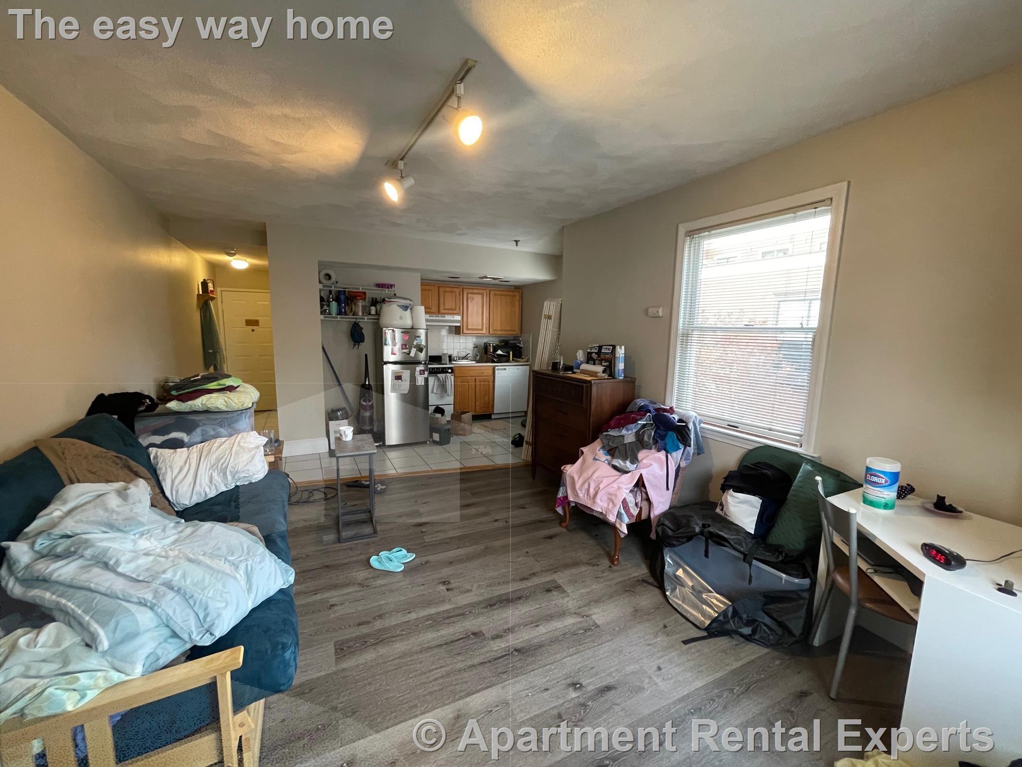 12 Mt Auburn St, Harvard Square